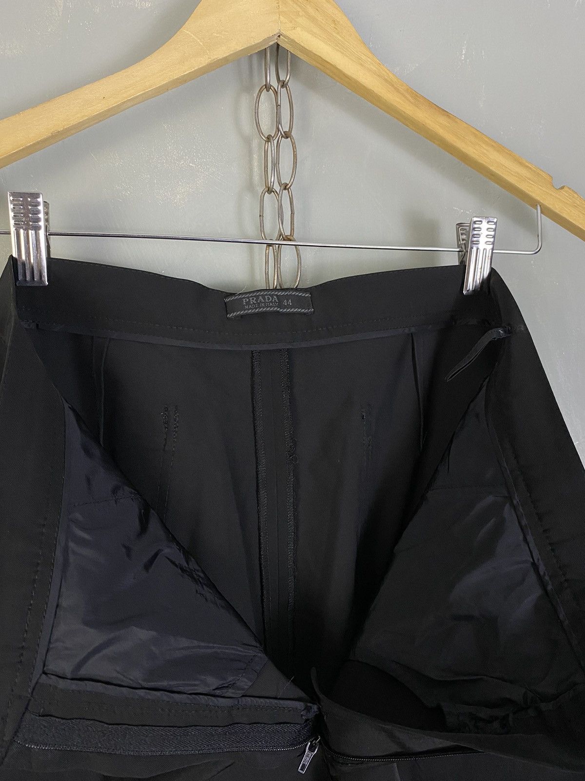 Prada Prada Vintage Tehnical Nylon Trouser Size 30" / US 8 / IT 44 - 4 Thumbnail
