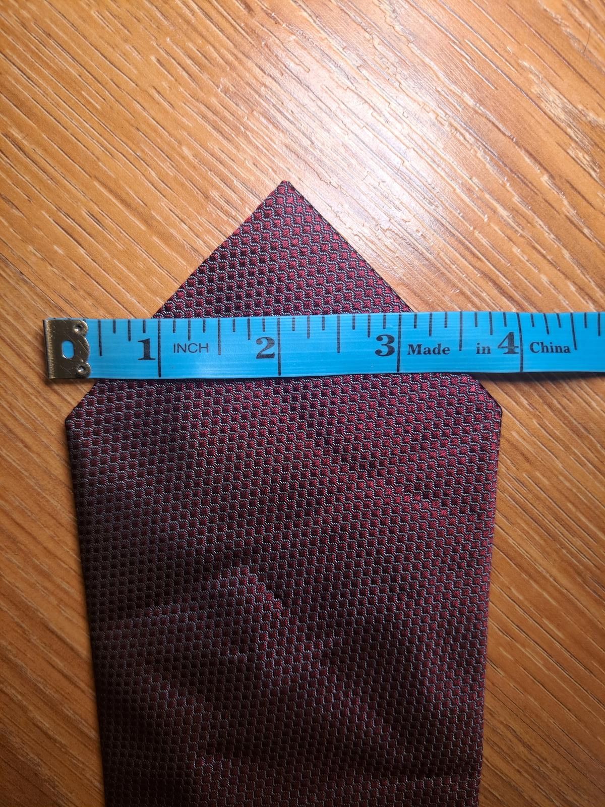 Giorgio Armani Giorgio Armani Collezioni Silk Tie Red Sharkskin Wide Size ONE SIZE - 7 Thumbnail