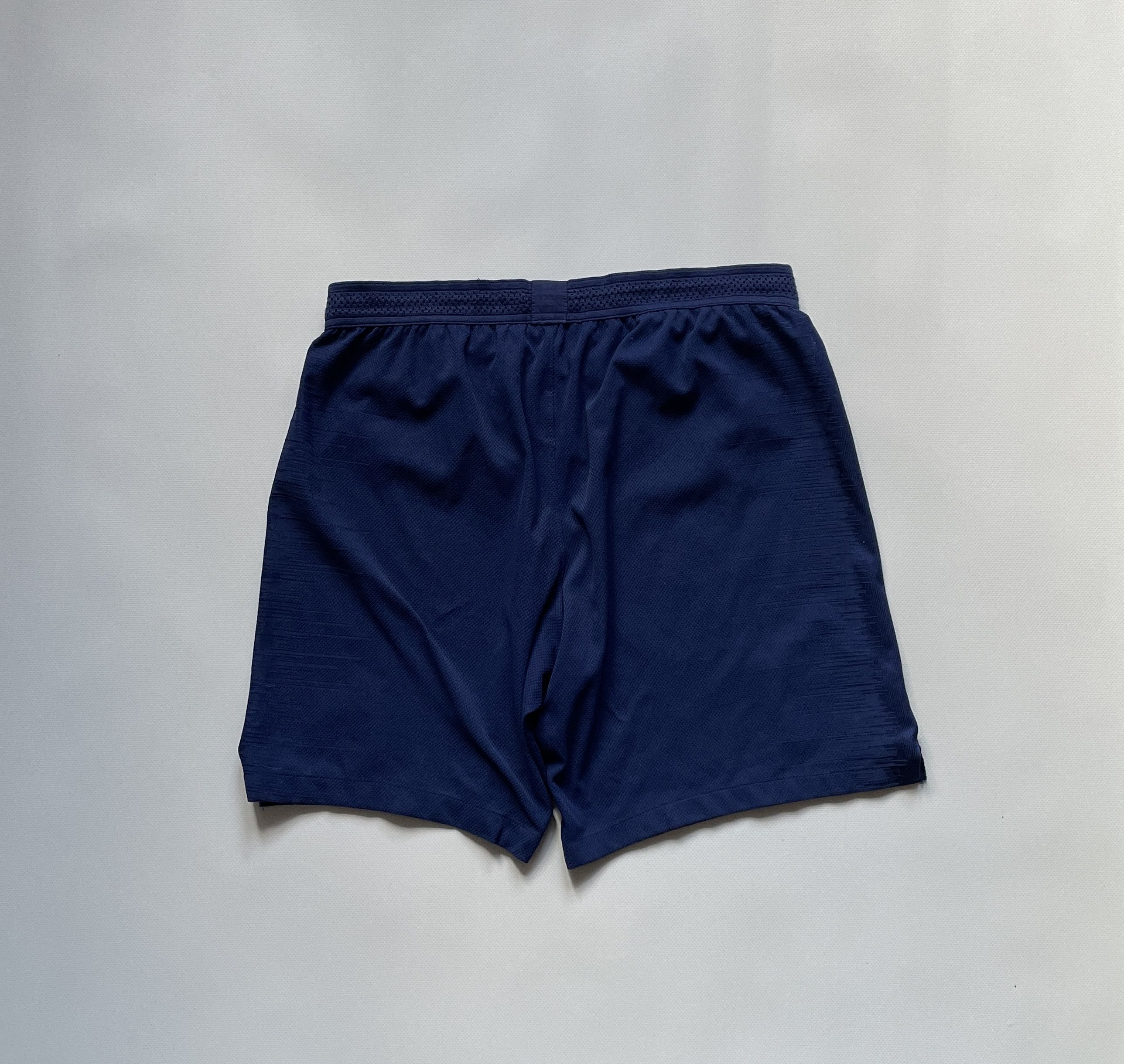 Nike England Vaporknit Home 2018 2019 Football Shorts Soccer Size US 34 / EU 50 - 2 Thumbnail