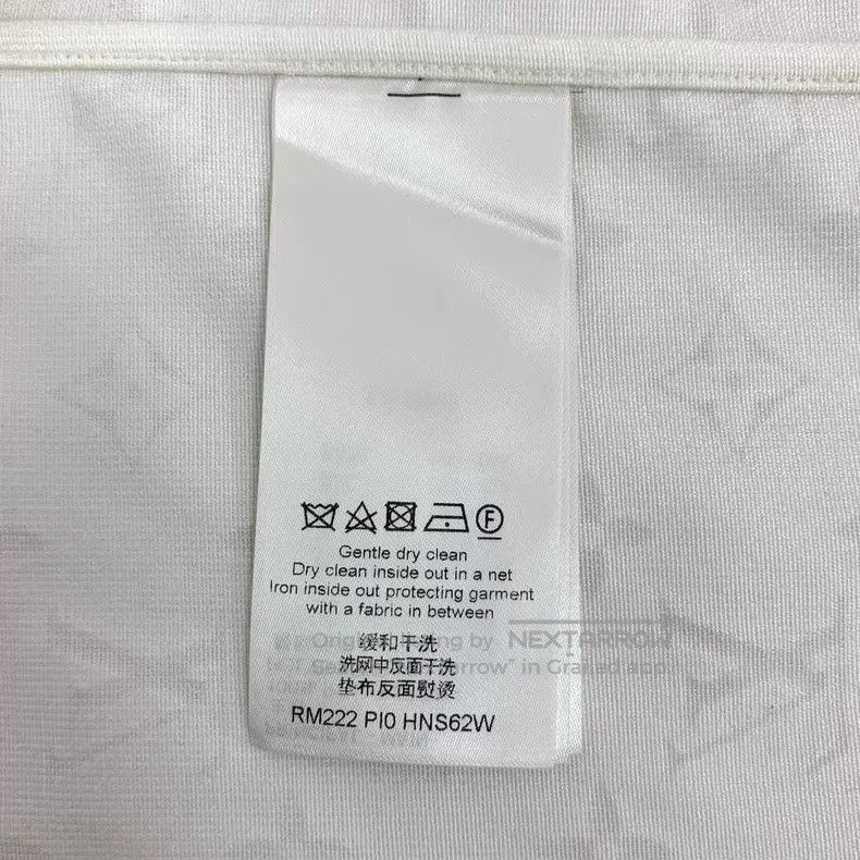 Louis Vuitton Louis Vuitton 22 beige logo presbyopic full-print lapel si Size US XL / EU 56 / 4 - 6 Thumbnail
