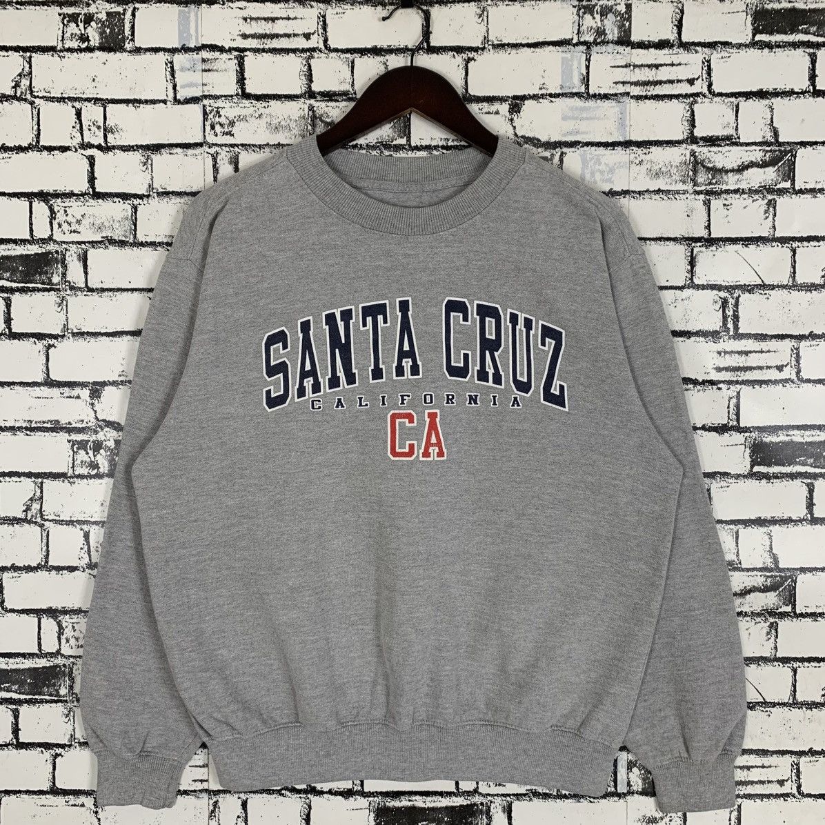Designer × Santa Cruz Skateboards × Vintage Vintage Santa Cruz California Sweatshirt Crewneck Medium Size US M / EU 48-50 / 2 - 1 Thumbnail
