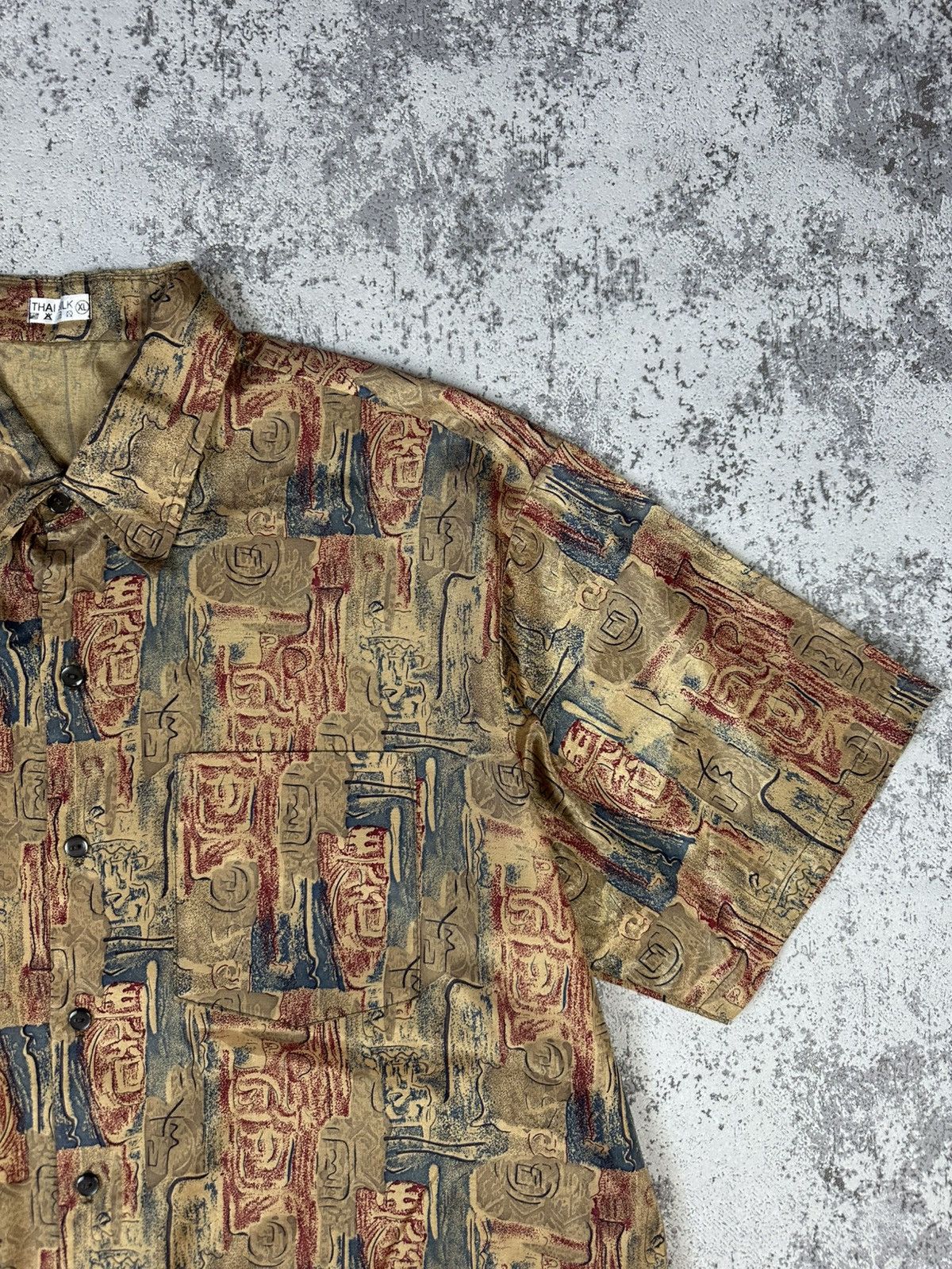 Vintage Vintage Shirt Thai Silk Tribal Pattern Rare Button-Up Size US XL / EU 56 / 4 - 4 Thumbnail