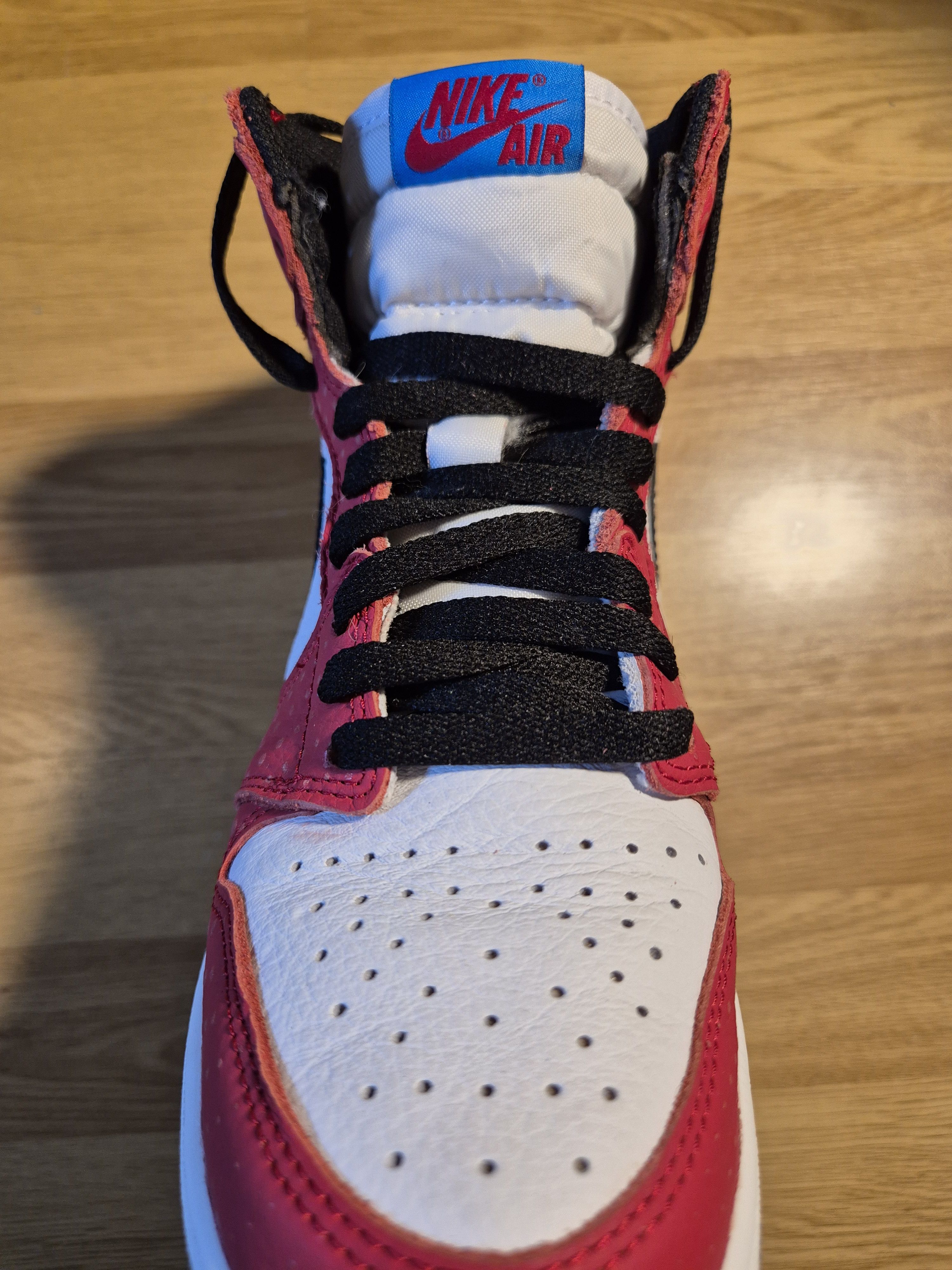 Jordan Brand Marvel x Air Jordan 1 Retro High Origin Story (GS) Size US 6 / EU 39 - 9 Thumbnail