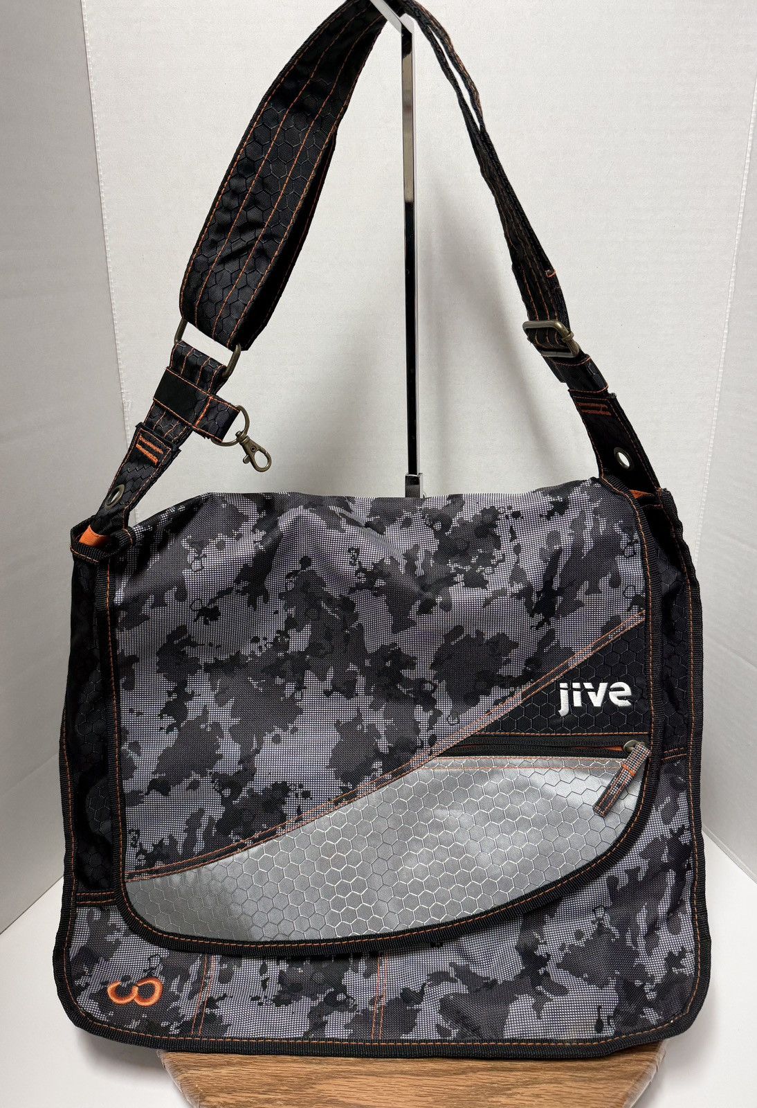Other Looptworks Noll Messenger Bag Camo Orange Upcycled Size ONE SIZE - 1 Thumbnail