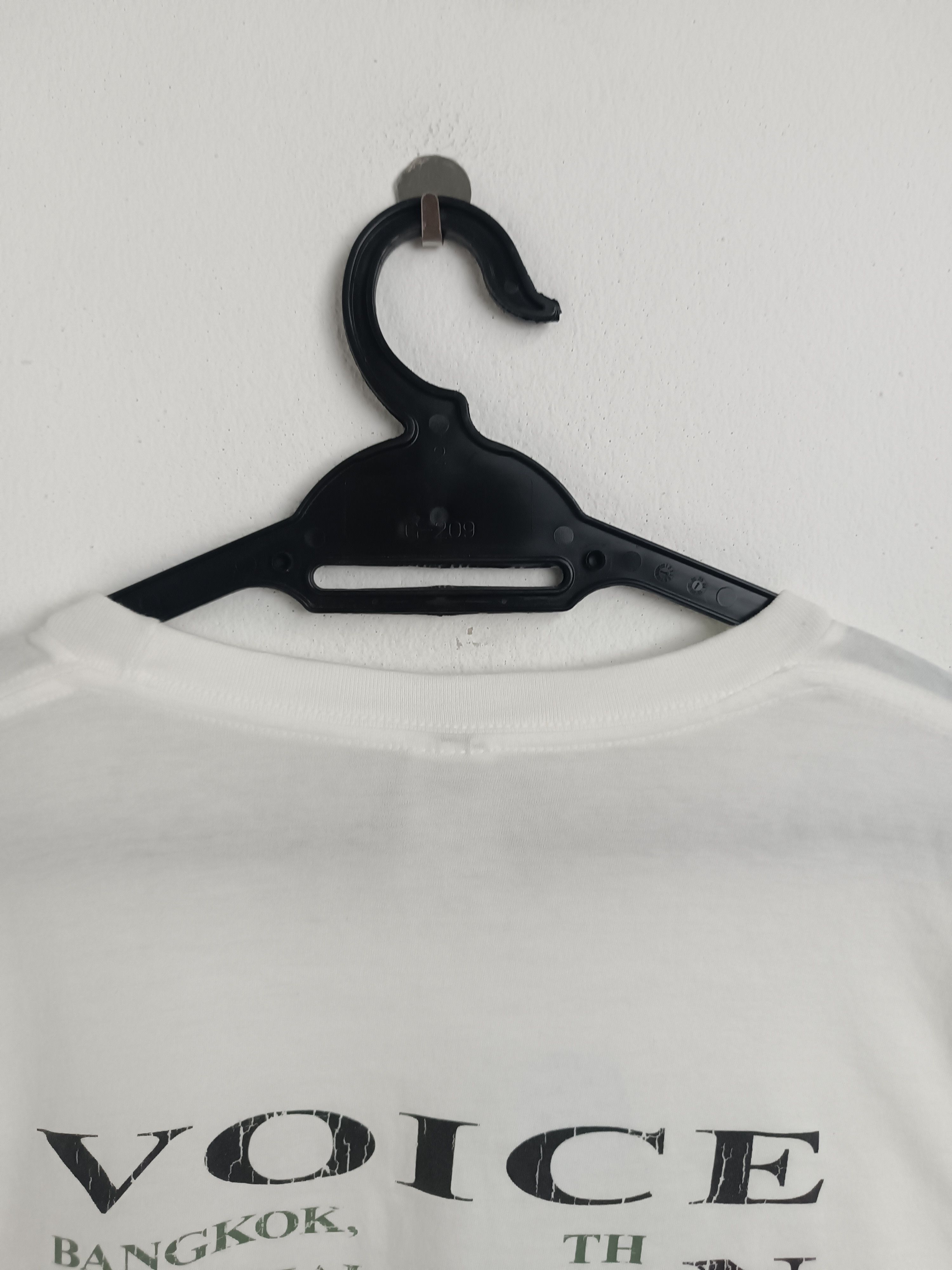 Band Tees VINTAGE '18 CHARLIE PUTH VOICE NOTES TEE wiz khalifa bieber Size US M / EU 48-50 / 2 - 15 Thumbnail