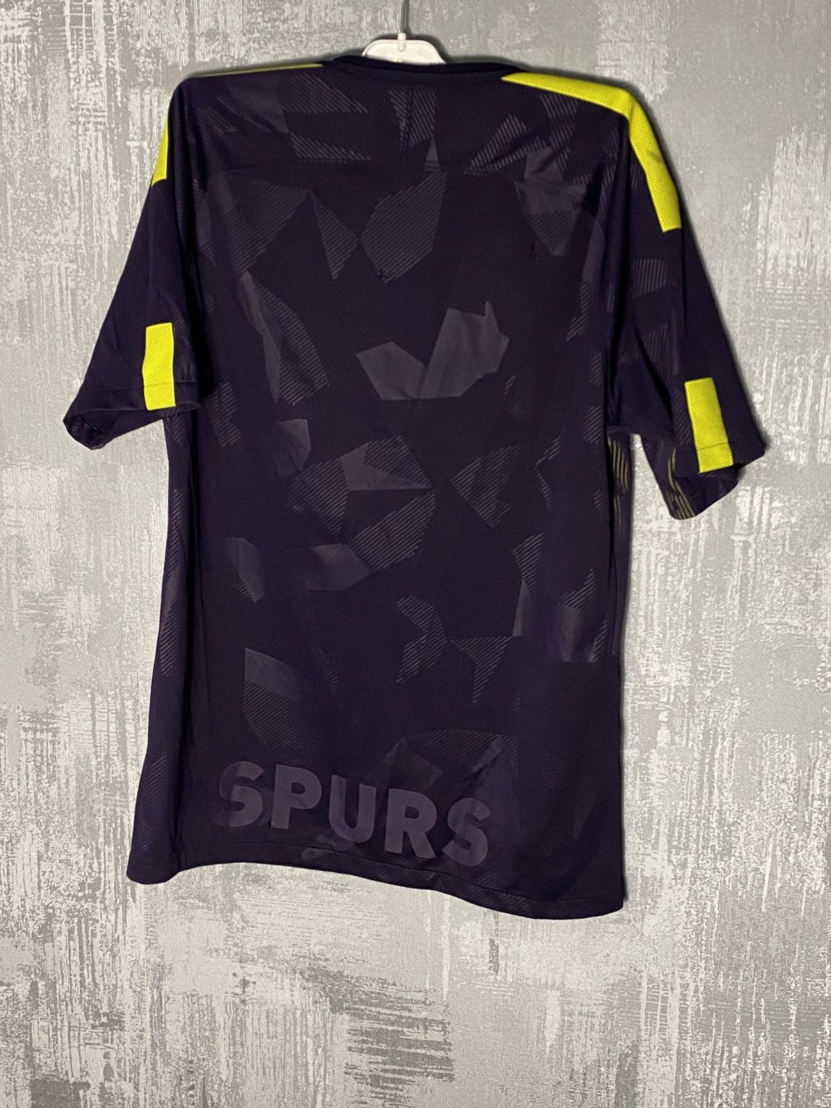 Nike 2017 2018 Tottenham Hotspur Nike Soccer Jersey Third AIA Size US M / EU 48-50 / 2 - 6 Thumbnail