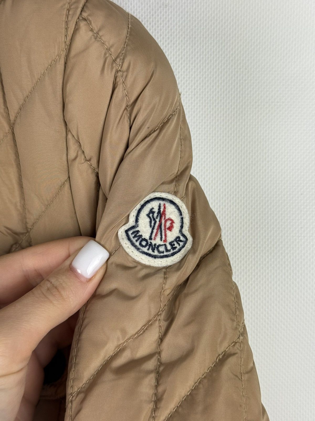 Moncler Moncler Saf Giubbotto Ladies Quilted Down Jacket Size 3 Size L / US 10 / IT 46 - 8 Thumbnail