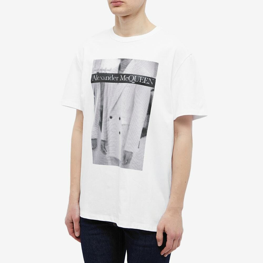 Alexander McQueen o1y1024 T-Shirt In White Size US L / EU 52-54 / 3 - 2 Thumbnail