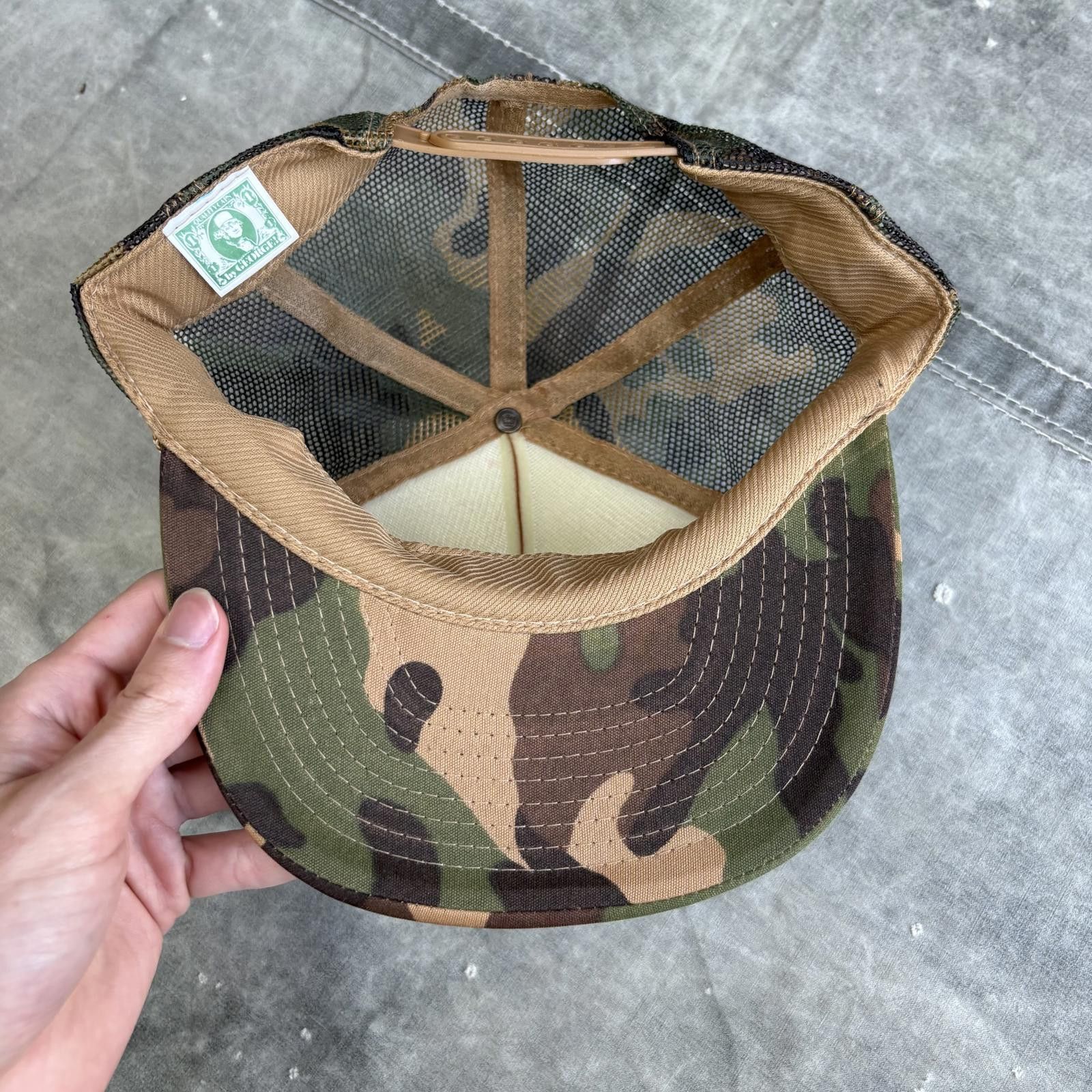 Vintage Vintage 80s Outpost Hunt Preserve Arkansas Camo Trucker Hat Size ONE SIZE - 3 Thumbnail