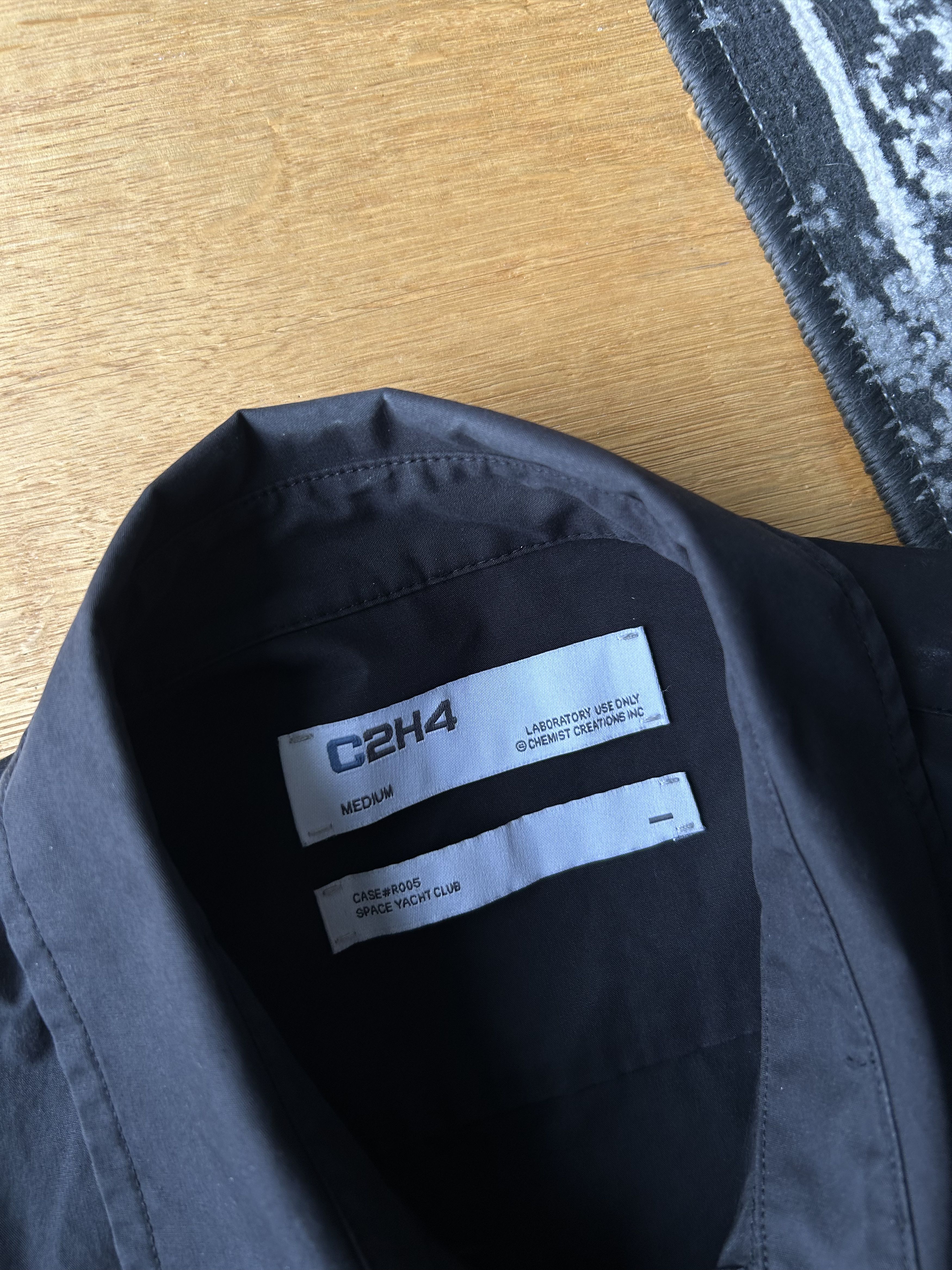 C2H4 C2H4 Shirt Size US M / EU 48-50 / 2 - 3 Thumbnail