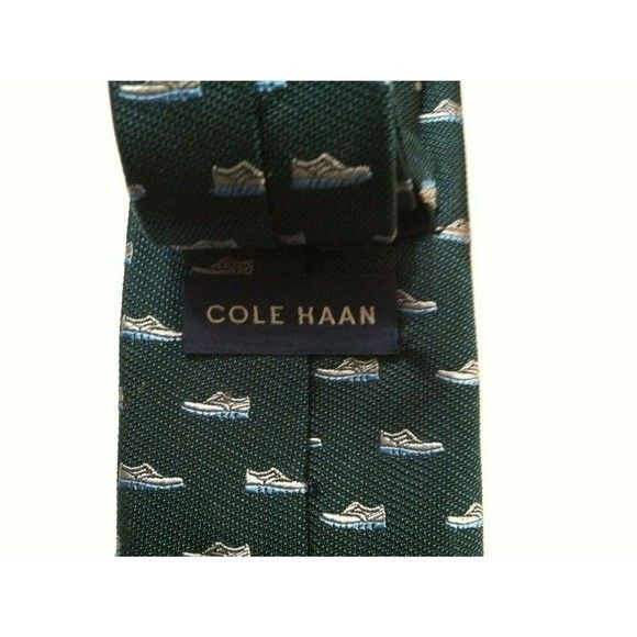 Cole Haan COLE HAAN MENS NEW GREEN 100%SILK CLASSIC NECK TIE WIDTH: 3" Size ONE SIZE - 2 Thumbnail