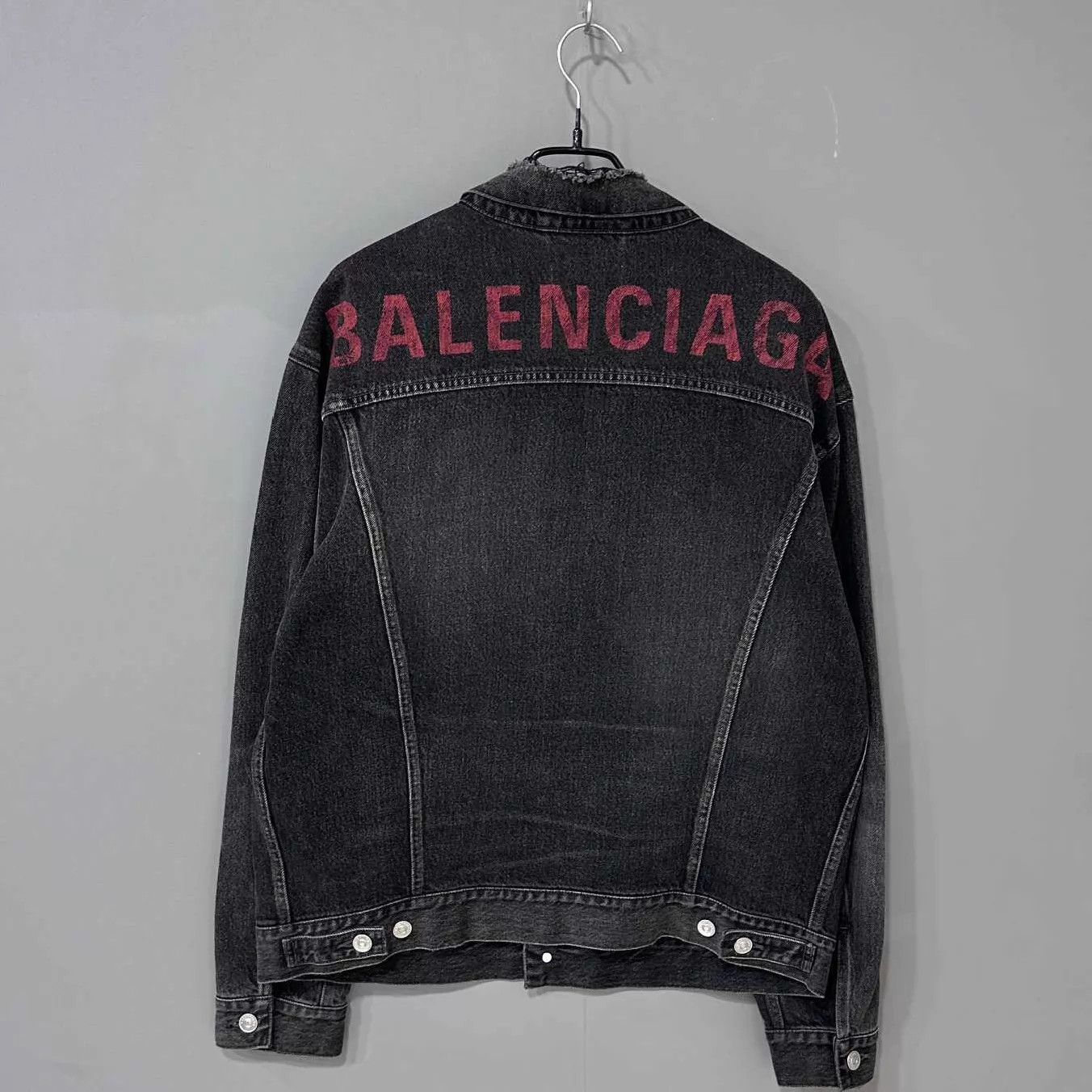 Balenciaga Balenciaga Back Logo Denim Jacket Size 34 99 New Size XXS / US 00 / IT 34 - 3 Thumbnail