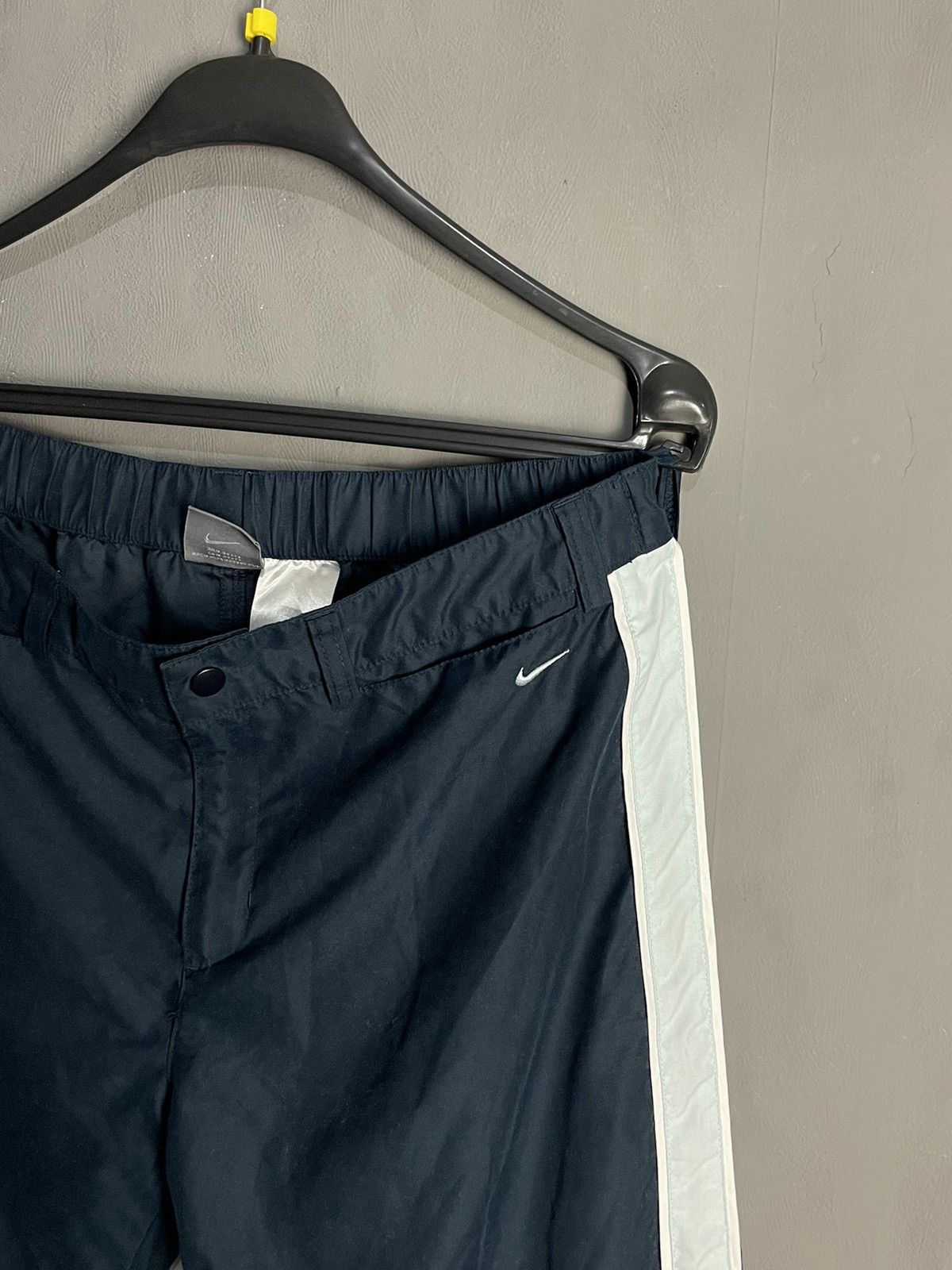 Nike Vintage Nike Nylon Track Pants Drill Swoosh Y2K Size 30" / US 8 / IT 44 - 2 Thumbnail