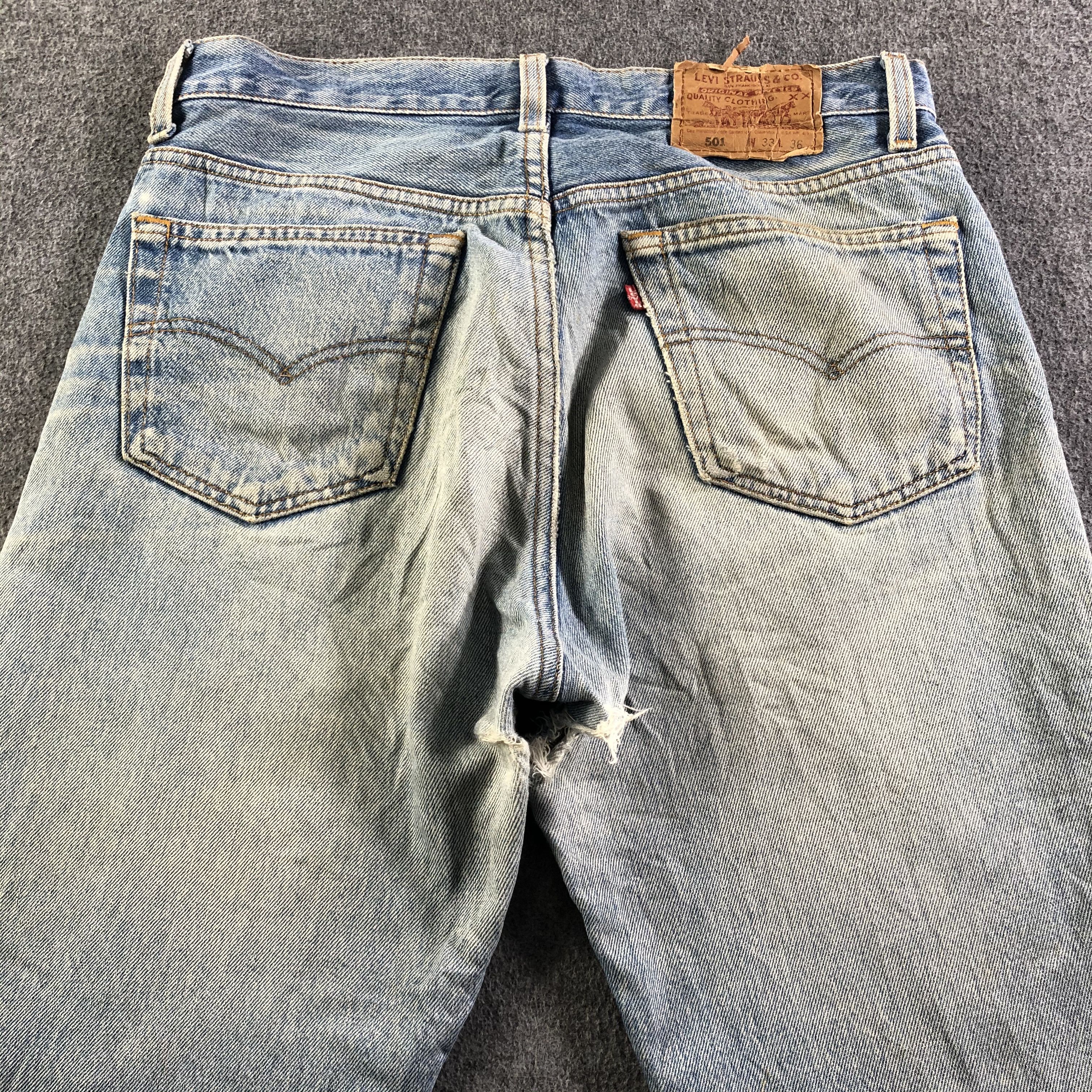Levi's 90s Vintage Light Wash Levis 501 Jeans-J3869 Size US 31 - 4 Thumbnail