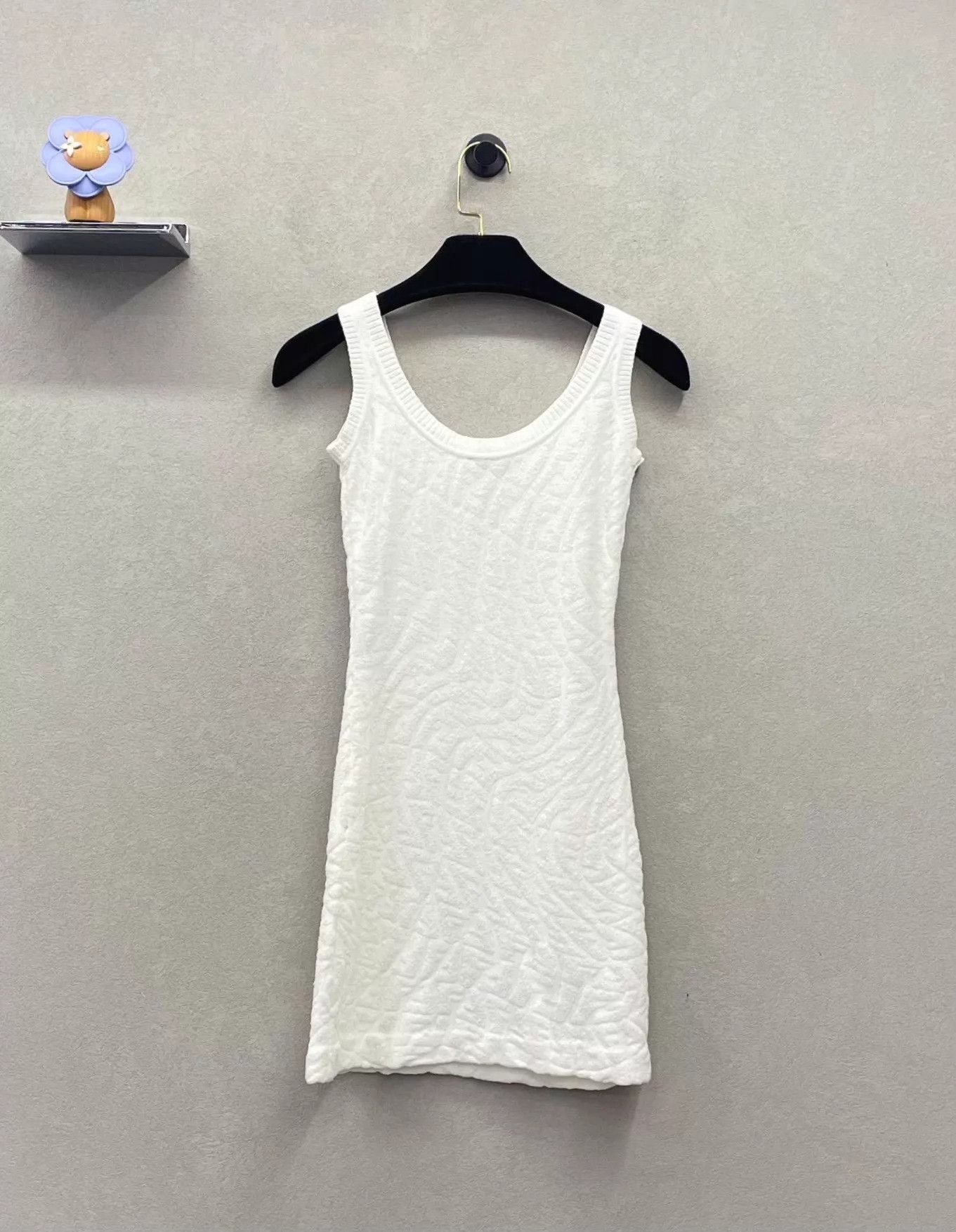Fendi FENDI women's all over logo white sleeveless dress Size S / US 4 / IT 40 - 2 Thumbnail