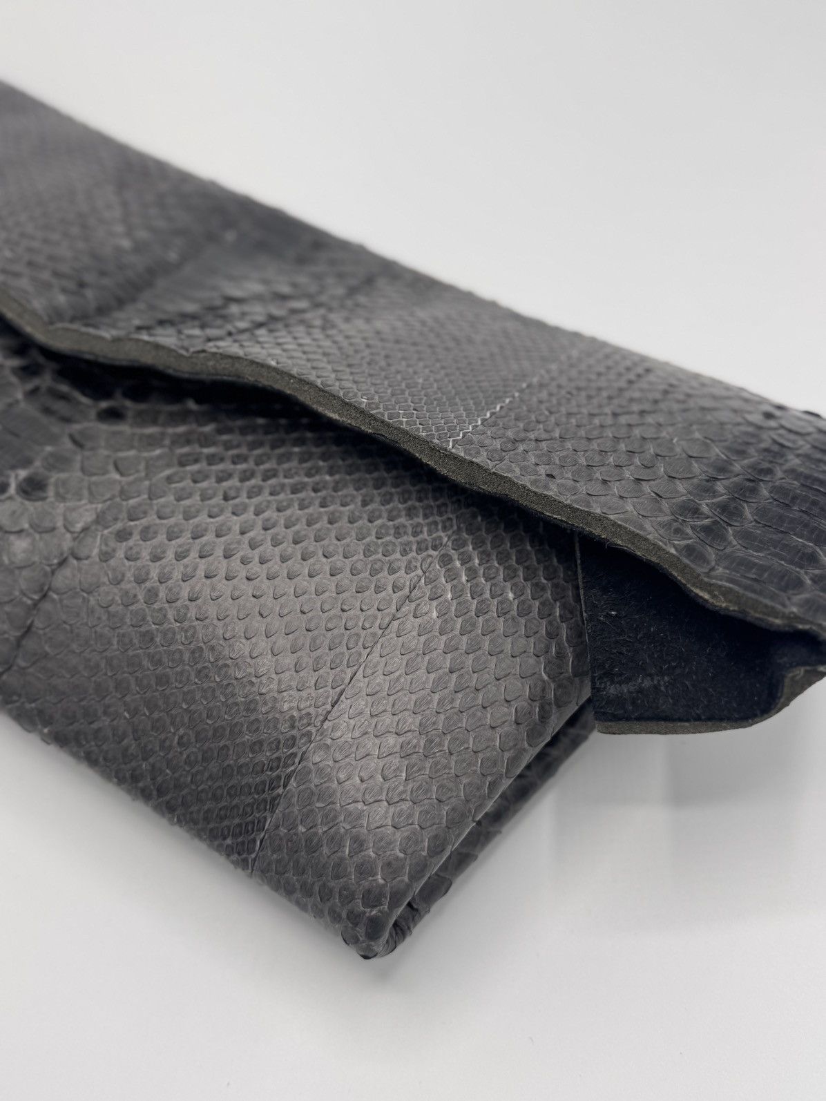 Maison Margiela RARE Maison Margiela 11 Real Python Effect Clutch Size ONE SIZE - 6 Thumbnail