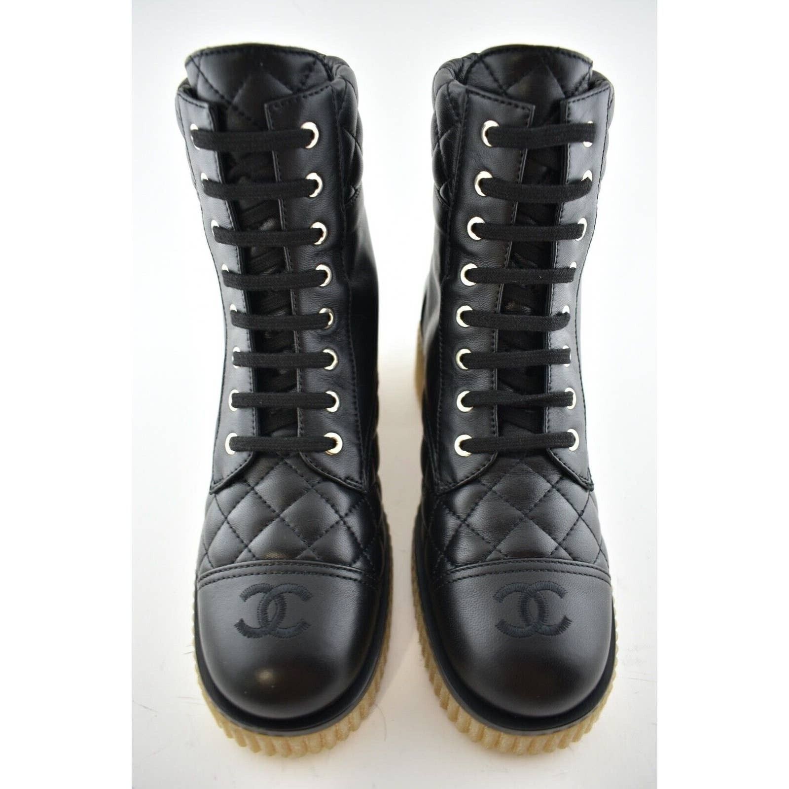 Chanel Chanel 20B Black Quilted CC Platform Combat Lace Up Ankle Size US 7.5 / IT 37.5 - 3 Thumbnail