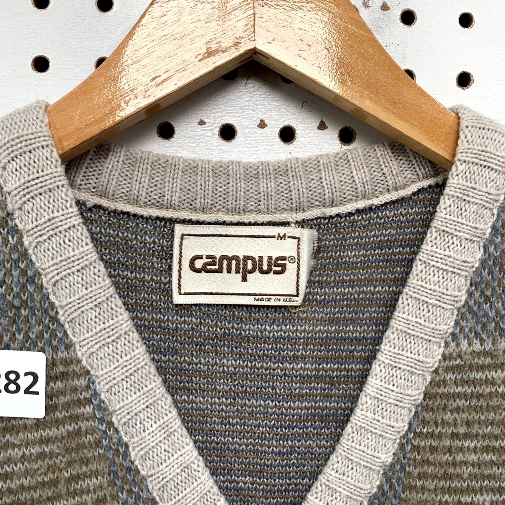 Vintage VINTAGE Campus Sweater Vest Mens Medium Gray Geometric V Neck USA Size US M / EU 48-50 / 2 - 6 Thumbnail