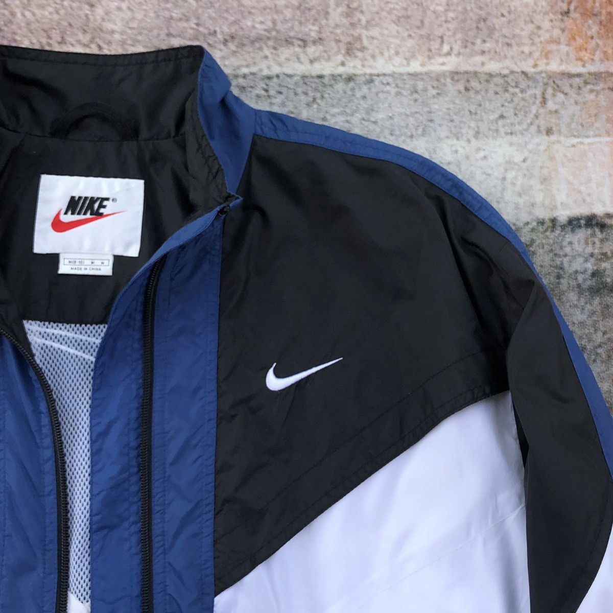 Nike Vintage 90s NIKE Swoosh Windbreaker Women Jacket Size M / US 6-8 / IT 42-44 - 9 Thumbnail