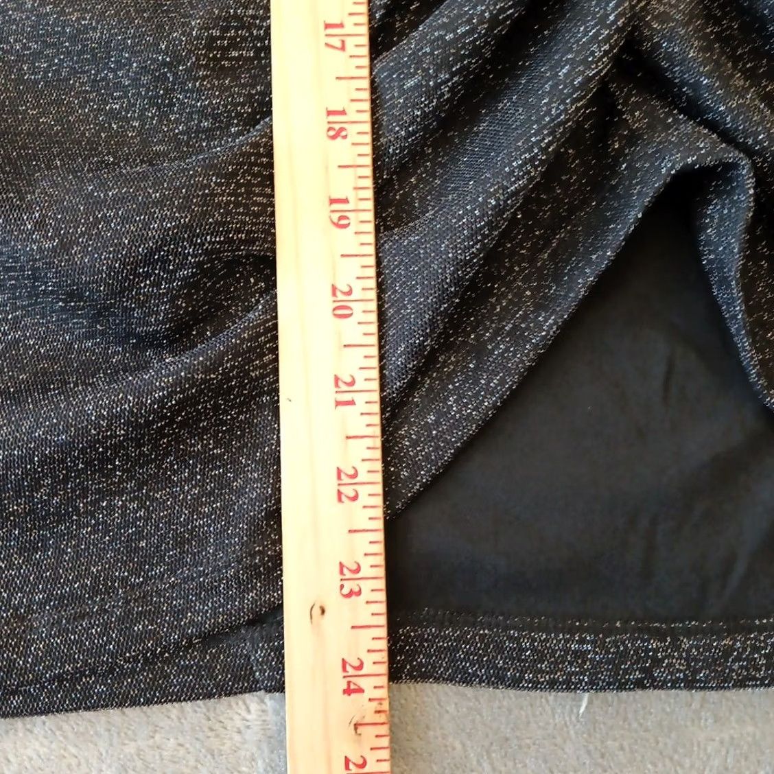 Torrid Torrid Skirt Women Knee Length Black Glitter Pull On Size 4 Plus Elastic Waist Nylon Ruched New** Size 27" / US 4 / IT 40 - 3 Thumbnail