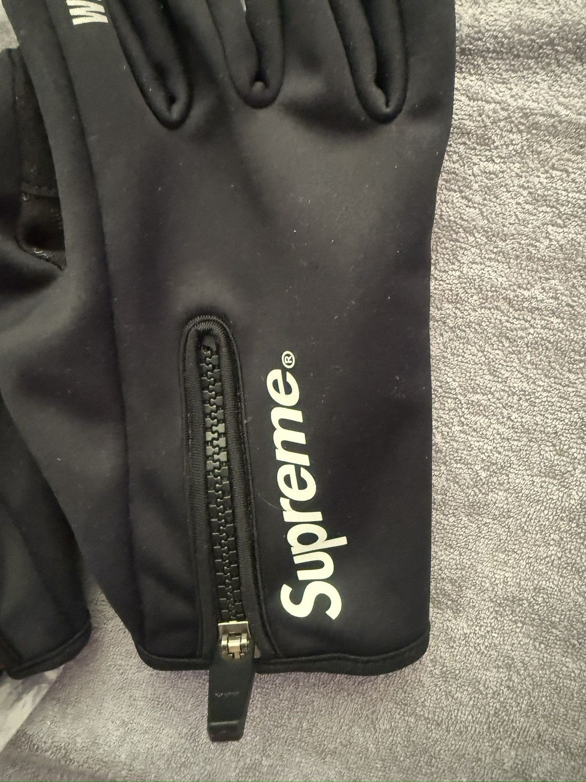 Supreme supreme windstopper gloves Size ONE SIZE - 4 Thumbnail