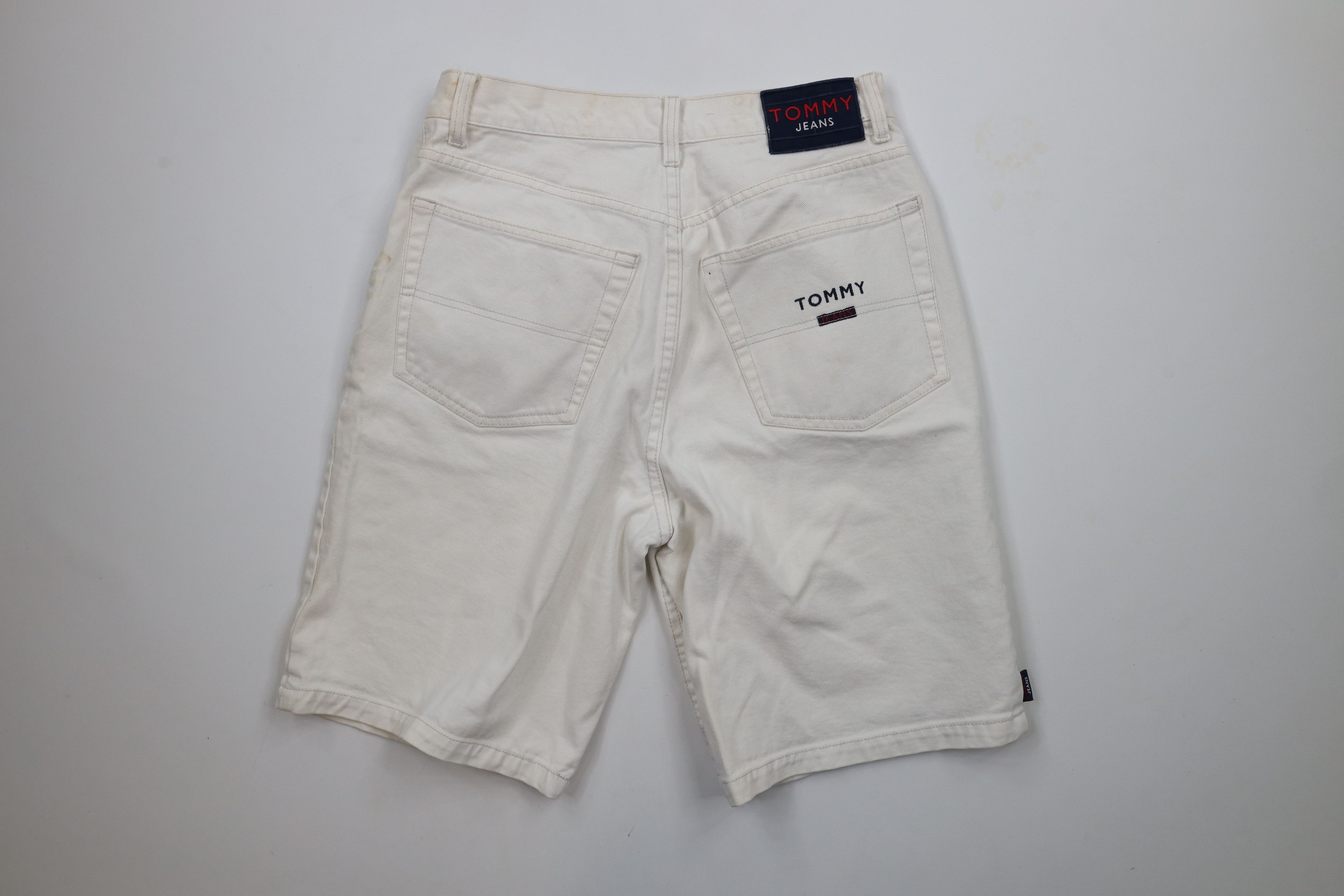 Tommy Hilfiger × Vintage Vintage 90s Tommy Hilfiger Denim Jean Shorts Jorts White Size US 30 / EU 46 - 13 Thumbnail