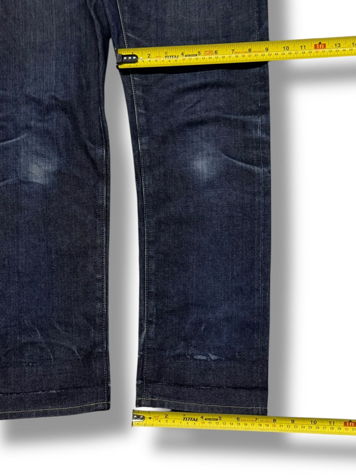 Uniqlo Vintage Uniqlo Jeans Selvedge Denim Japan | Vintage Fade W30 Size US 30 / EU 46 - 16 Thumbnail