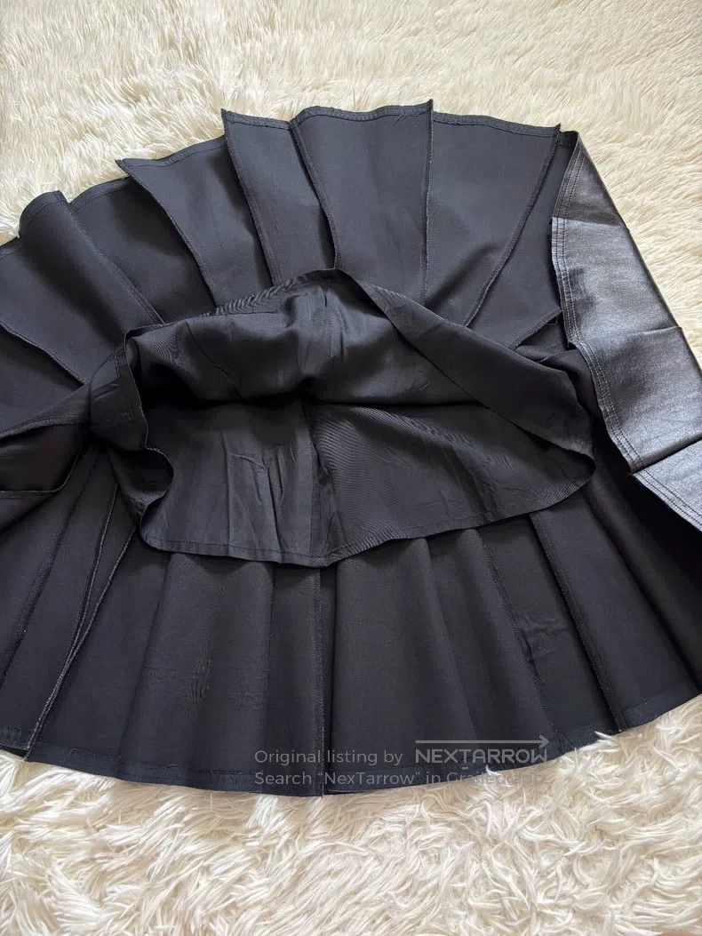 Comme des Garcons Comme Des Garcons size S Pleated skirt, leather skirt Size 23" - 6 Thumbnail