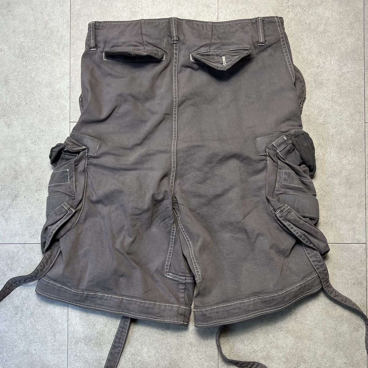 J*n様 julius 2019s cargo shorts Julius mid-rise drop-crotch Cargo Shorts | Green | FARFETCH