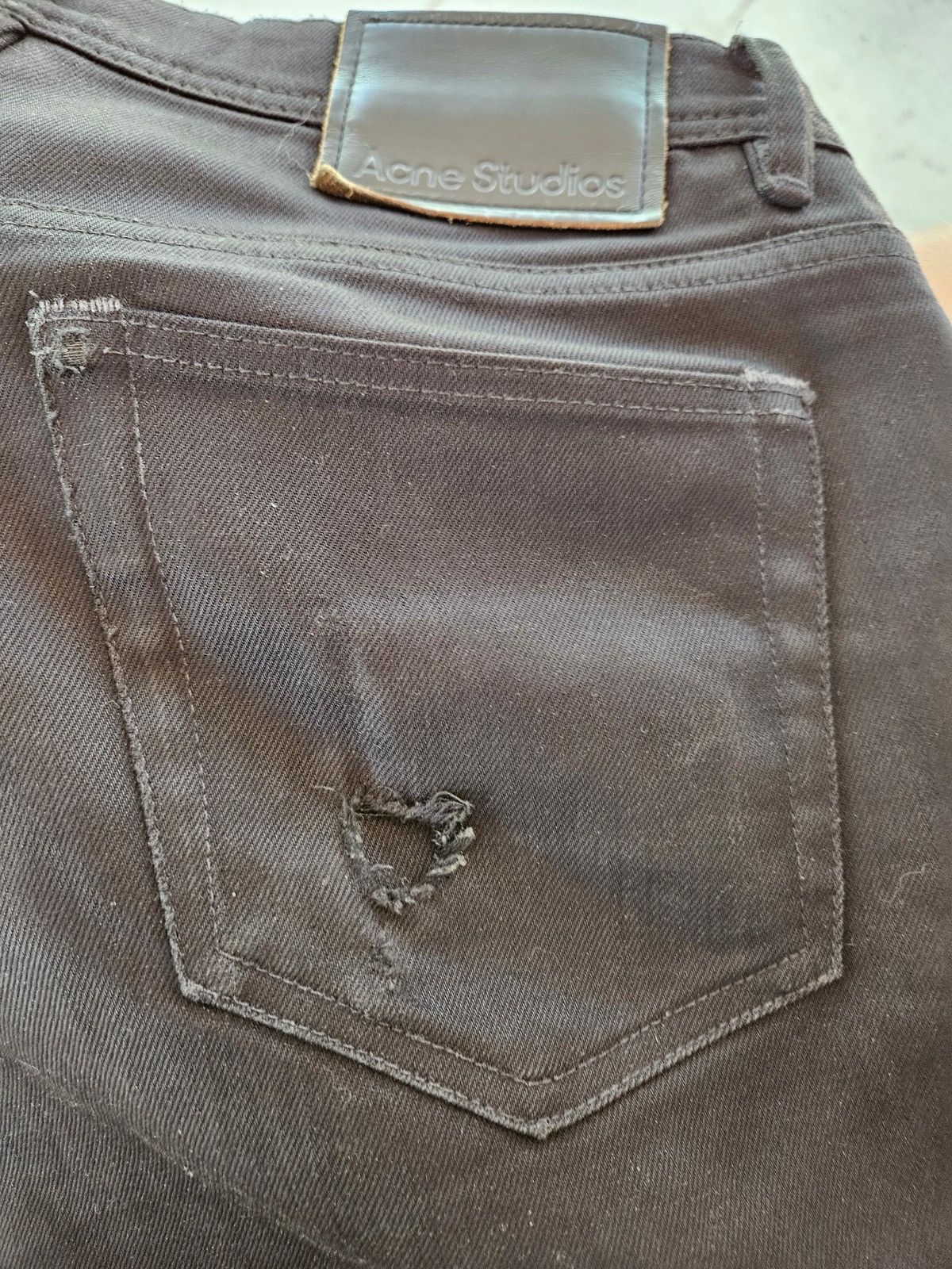 Acne Studios River Stay Black Back Patch Denim Jeans Size US 30 / EU 46 - 5 Thumbnail