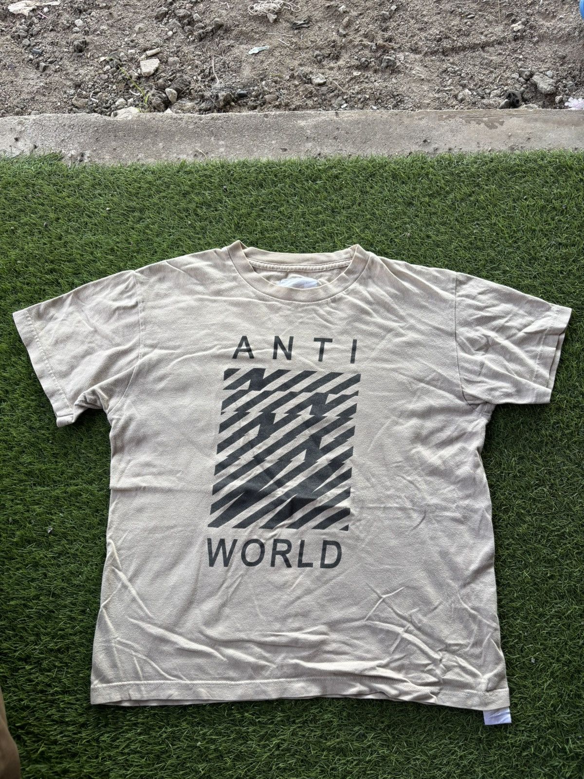 Number (N)ine Number (N)ine Anti World Tshirt Size US M / EU 48-50 / 2 - 1 Thumbnail