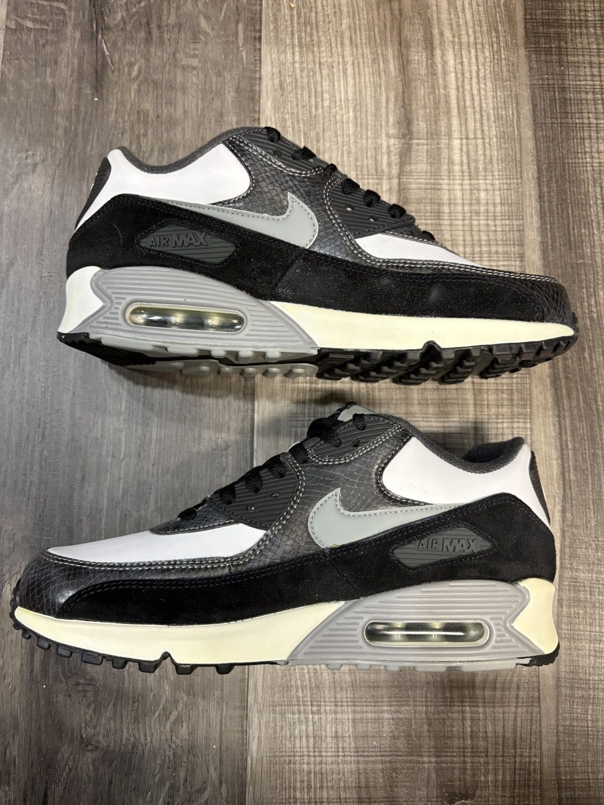 Nike Nike Air Max 90 Python size 9 Size US 9 / EU 42 - 3 Thumbnail