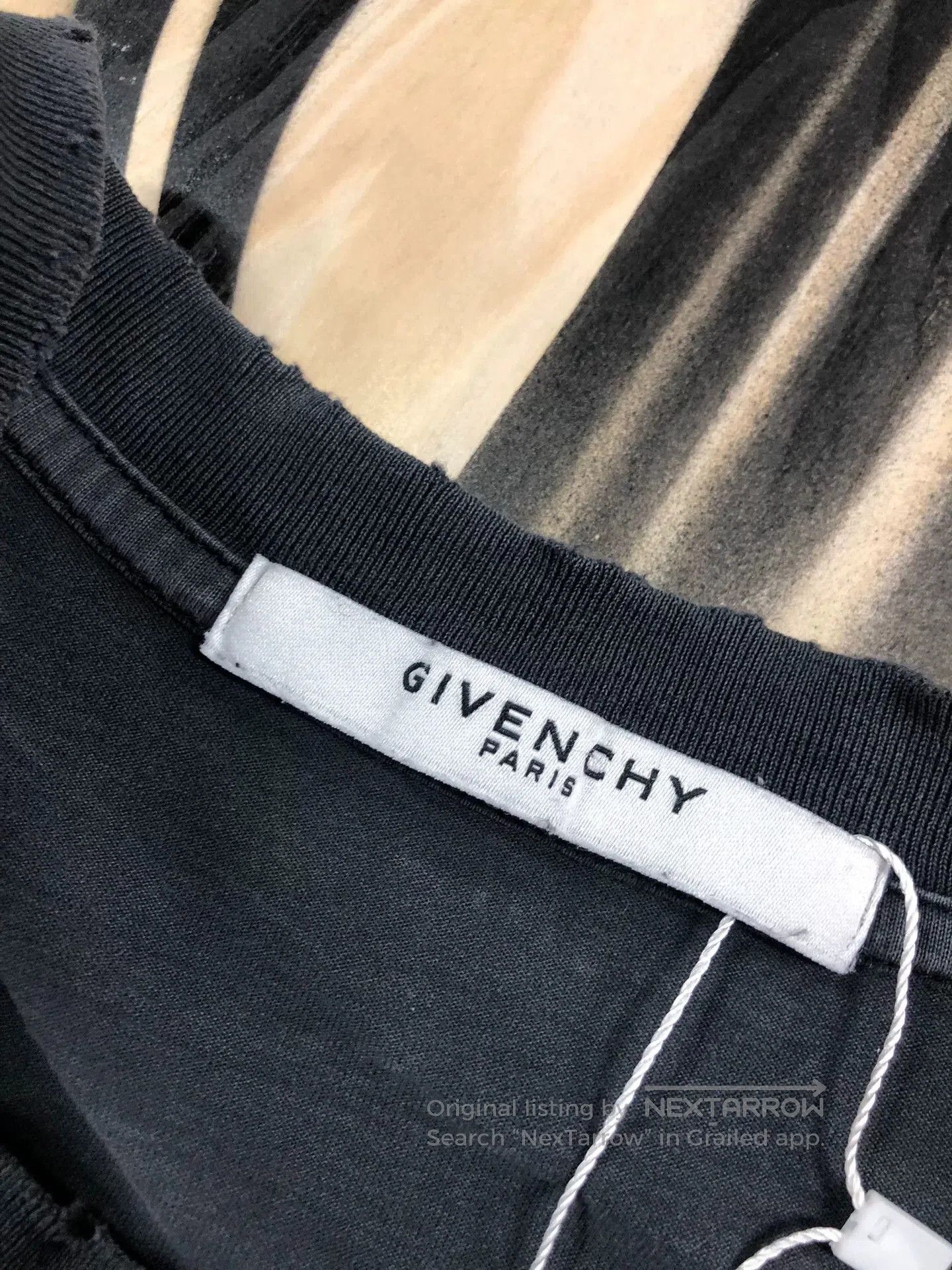 Givenchy Givenchy Black Short Sleeve T. Size M / US 6-8 / IT 42-44 - 2 Thumbnail