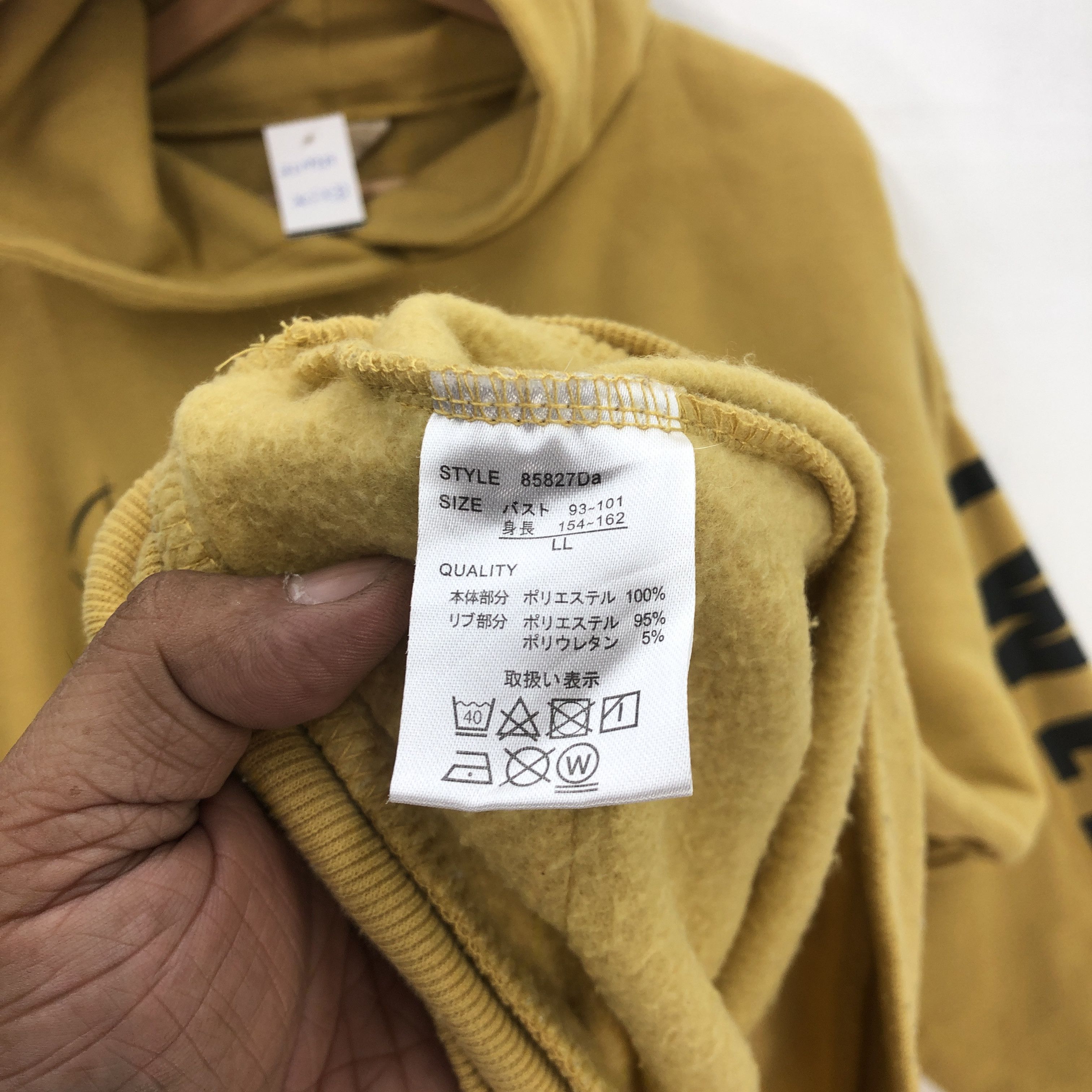 Cartoon Network × Vintage × Warner Bros Tweety Bird Sweatshirt Hooded Warner Bros Cartoon Sweater Size US XL / EU 56 / 4 - 7 Thumbnail