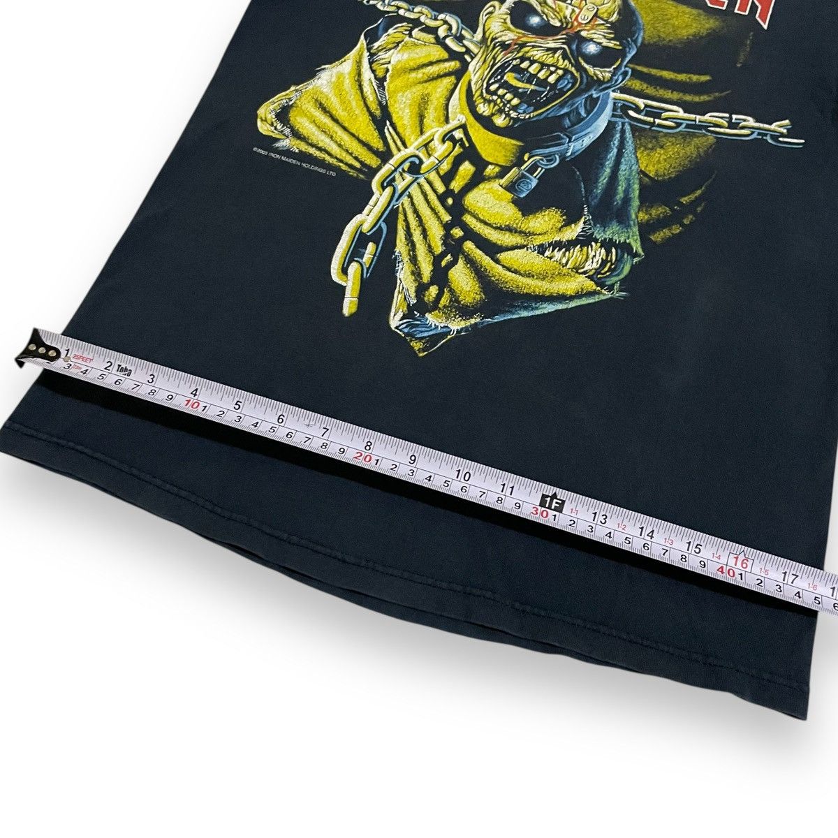Iron Maiden Vintage Iron Maiden Red Anvil 2003 Iron Maiden Holding Size US S / EU 44-46 / 1 - 7 Thumbnail