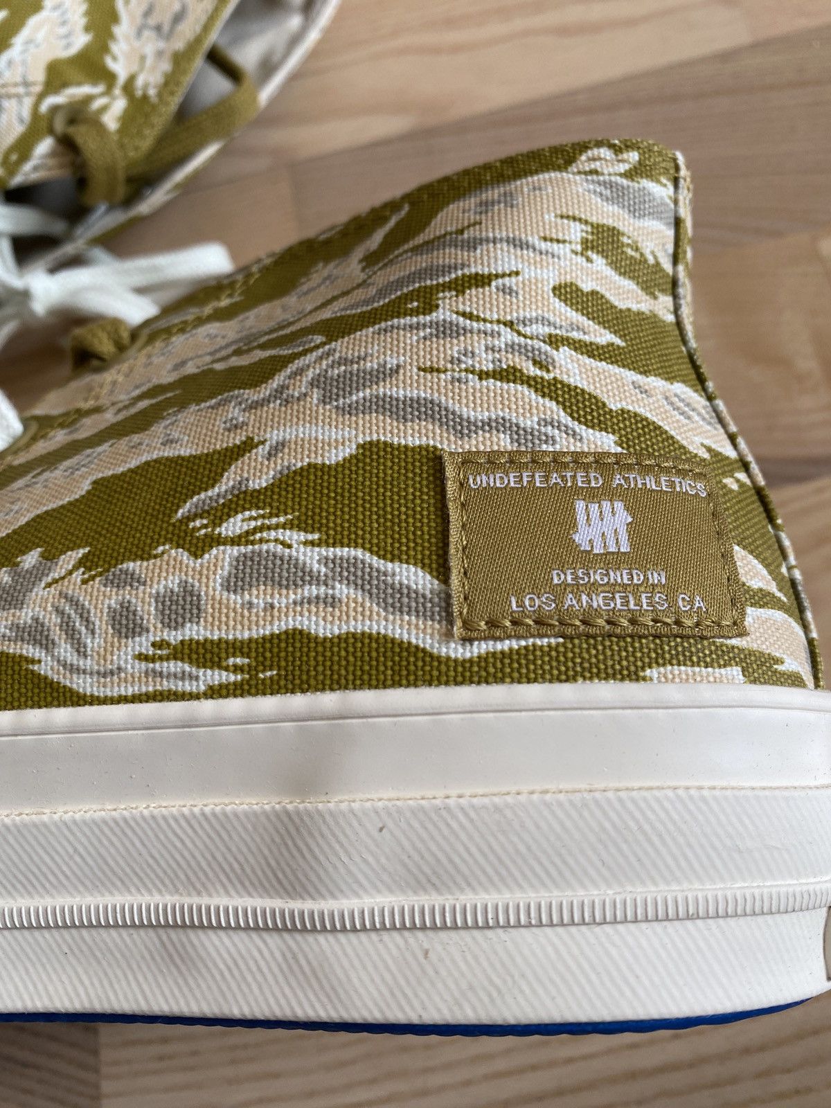 Converse × Undefeated Converse X Undefeated Chuck 70 Mid Size US 8.5 / EU 41-42 - 9 Thumbnail