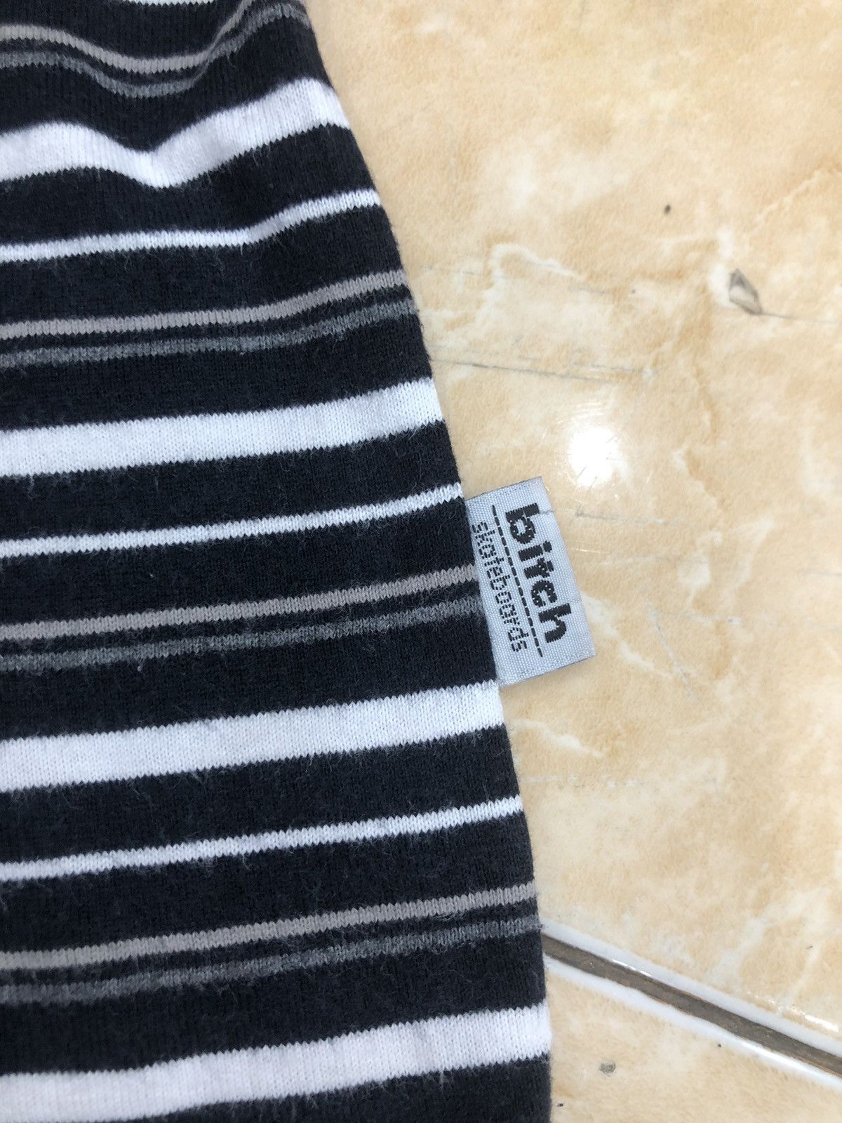 Girl Skateboards × Shorty's Skateboards Bitch Skateboards Stripes Tee Size US S / EU 44-46 / 1 - 3 Thumbnail