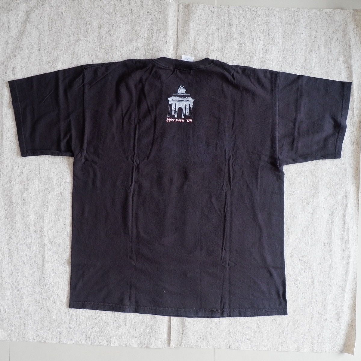 Band Tees × Vintage Tshirt Foo Fighters Tour Hyde Park 2006 Size US XL / EU 56 / 4 - 4 Thumbnail