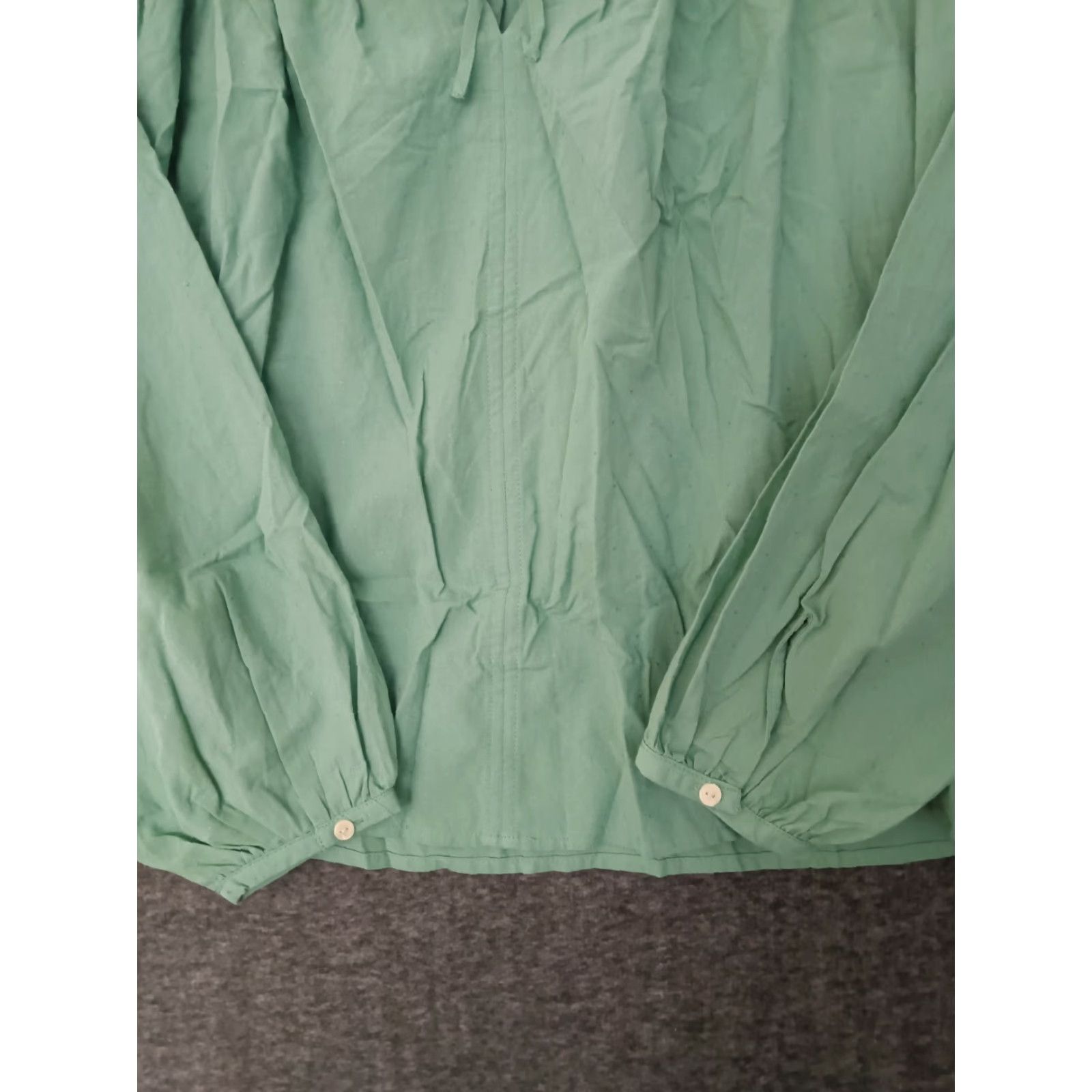 Vintage Universal Thread Blouse Women Size S Green Balloon Sleeve Tie Front V Blouse Womens Size S / US 4 / IT 40 - 7 Thumbnail