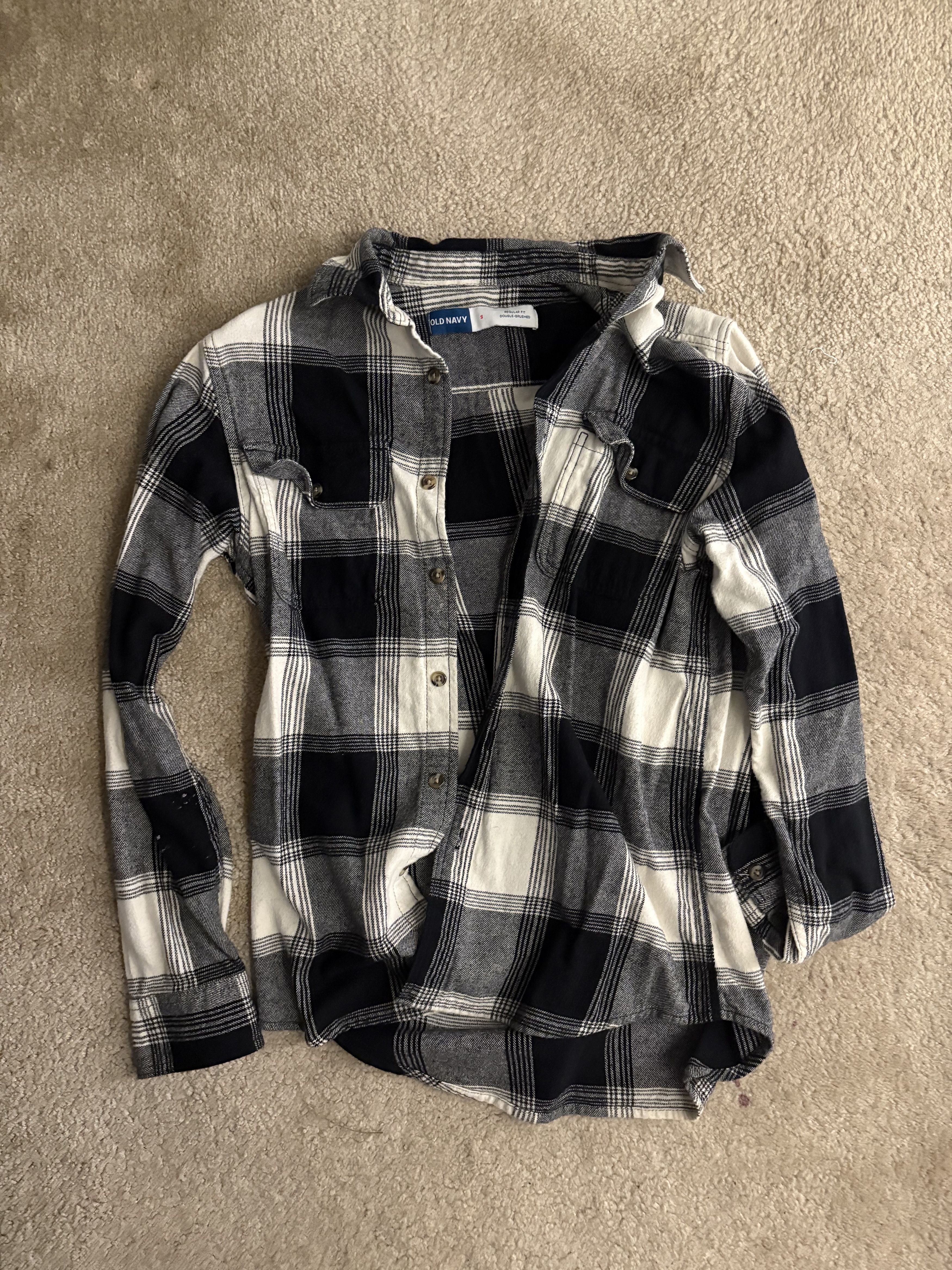 Old Navy Old Navy Classic Plaid Black/White Flannel Shirt Size US S / EU 44-46 / 1 - 1 Thumbnail