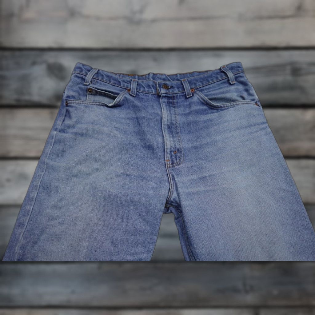 Levi's VINTAGE Levi's Jeans Mens 36x30 Blue Relaxed Fit Light Wash Western Cowboy Retro Levi's 550 Jeans Mens 36 Blue Relaxed Size US 36 / EU 52 - 1 Thumbnail
