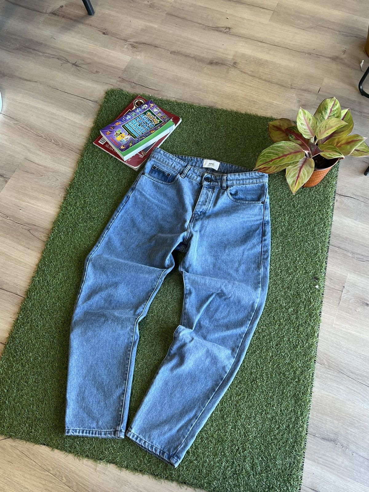 image of Ami Tapered Jeans in Blue, Men's (Size 31)