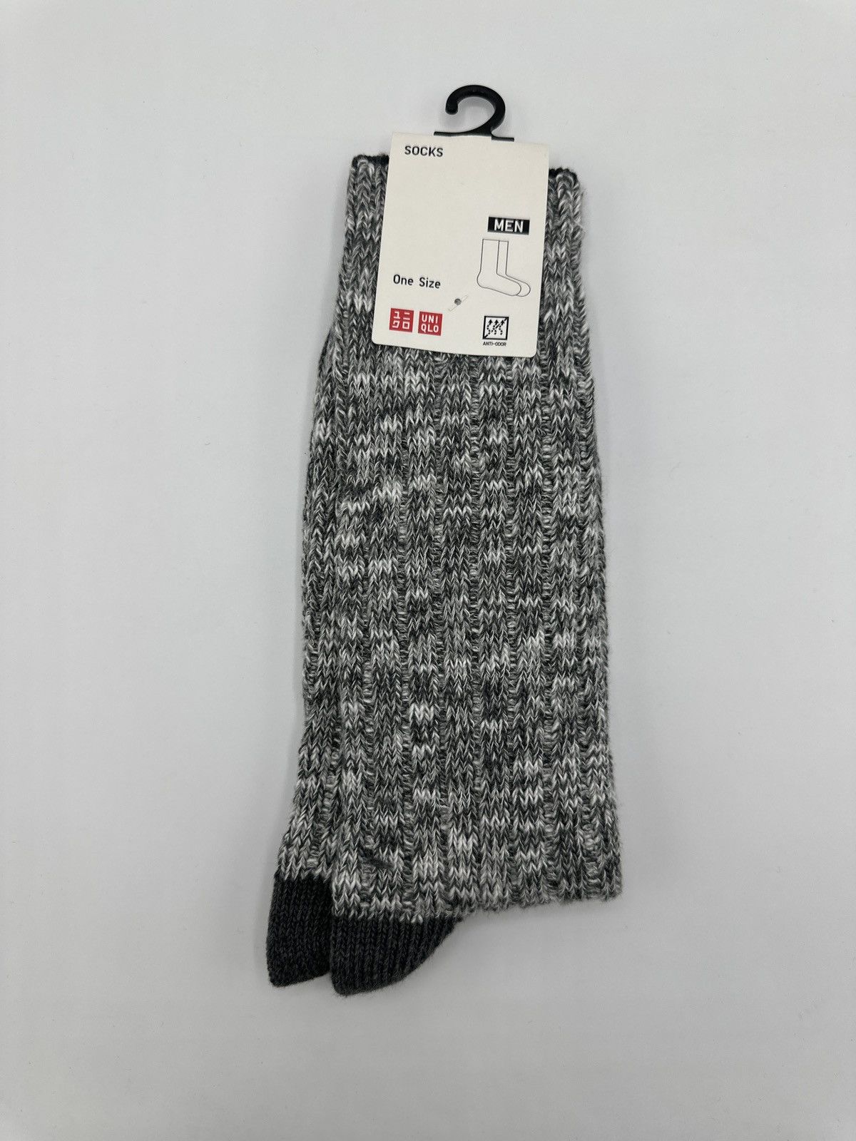 Uniqlo Uniqlo Dark Grey crew socks OS Size ONE SIZE - 1 Thumbnail