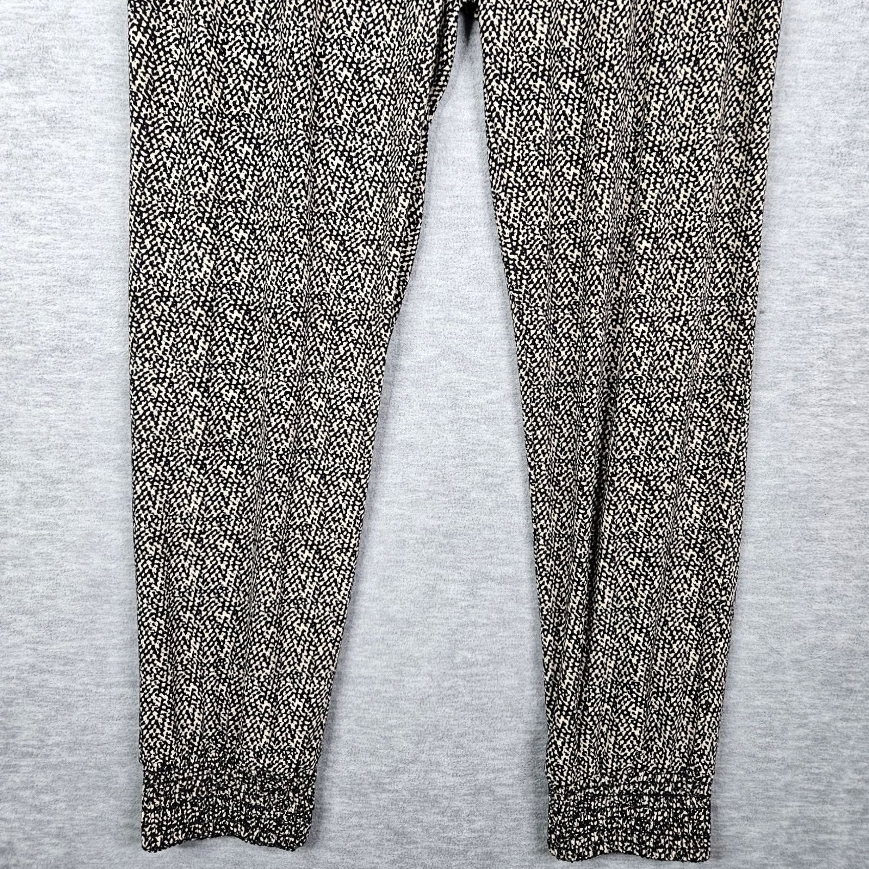 Vintage Veronica M Women’s Black White Pattern Printed Pockets Elastic waist Jogger Sz M Size 32" / US 10 / IT 46 - 4 Thumbnail