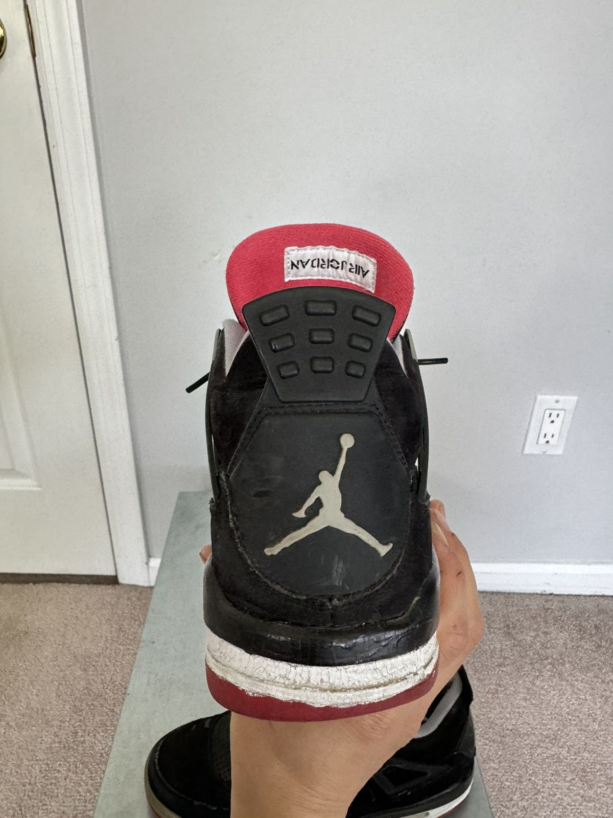 Jordan Brand × Nike Jordan 4 Bred 2012 Size 9 US Used Size US 9 / EU 42 - 8 Thumbnail