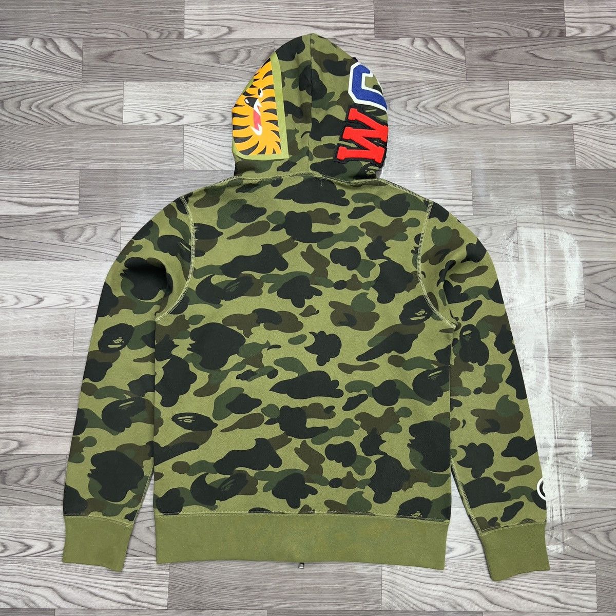 Bape Bape 1st Camo Shark Full Zip Hoodie Size US M / EU 48-50 / 2 - 4 Thumbnail