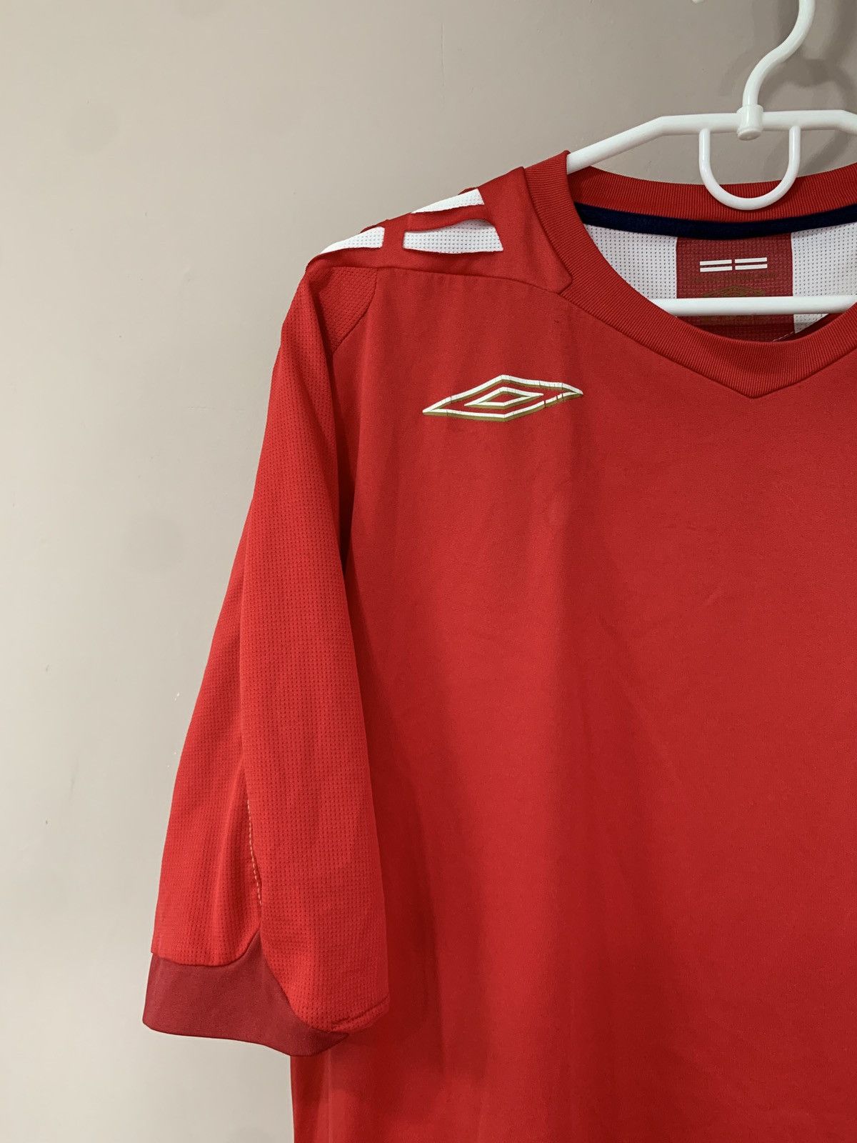 Umbro England 2006 Away Football Shirt Umbro Vintage Soccer Jersey Size US XL / EU 56 / 4 - 3 Thumbnail