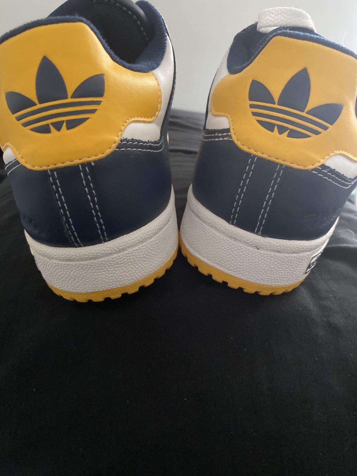 Adidas Brand new Vintage Y2k Michigan wolverines adidas Size US 9 / EU 42 - 7 Thumbnail