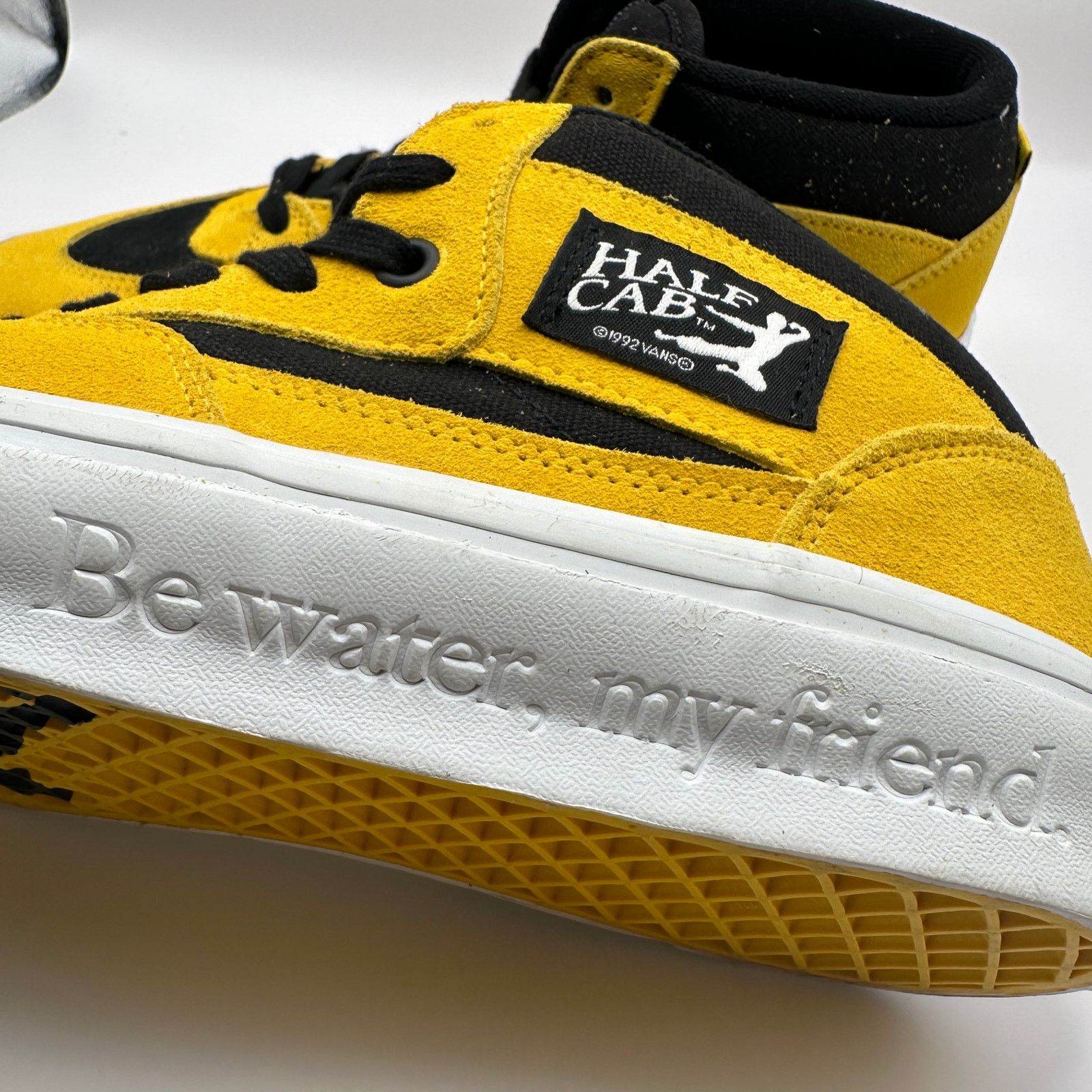 Vans VANs x BRUCE LEE Men's 8.5 Half Cab Skateboard Yellow/Black Size US 8.5 / EU 41-42 - 4 Thumbnail