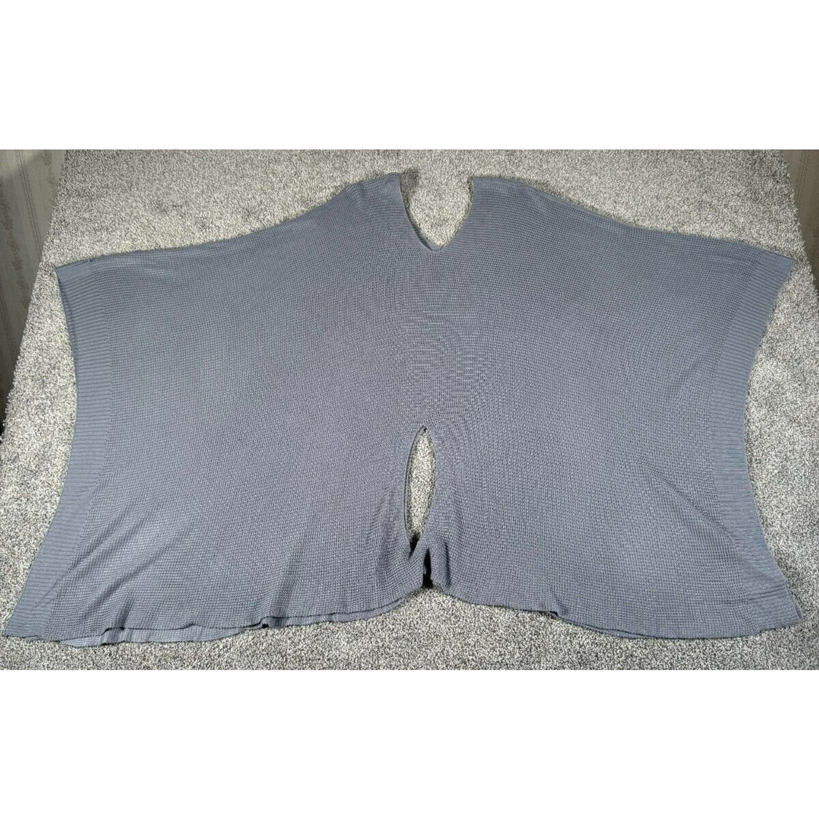 Other Simply Noelle Knit Poncho Sweater Womens One Size Minimalist Size ONE SIZE - 2 Thumbnail
